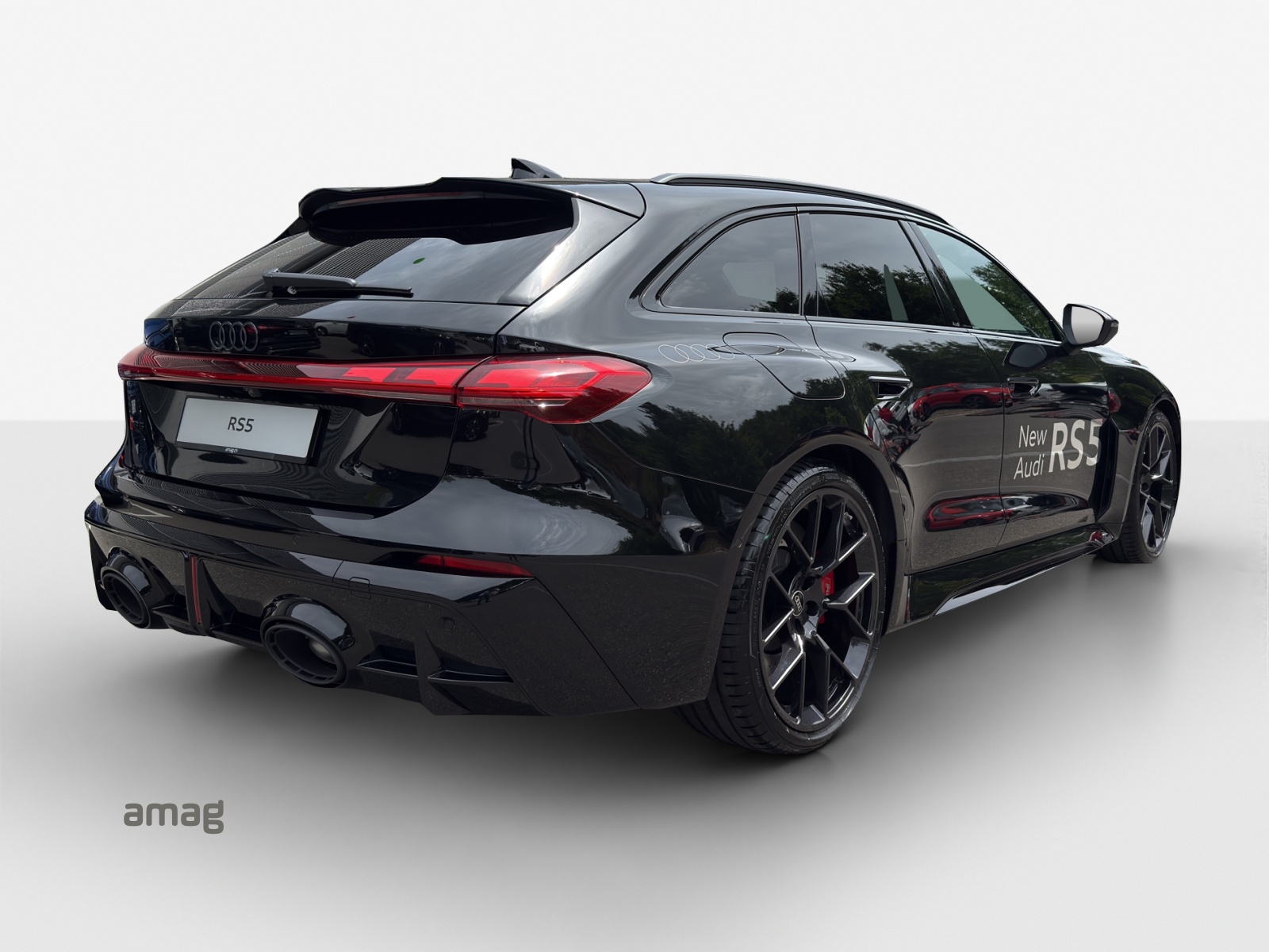 AUDI RS 5 Avant TFSI 470 kW Tiptronic quattro-image-4