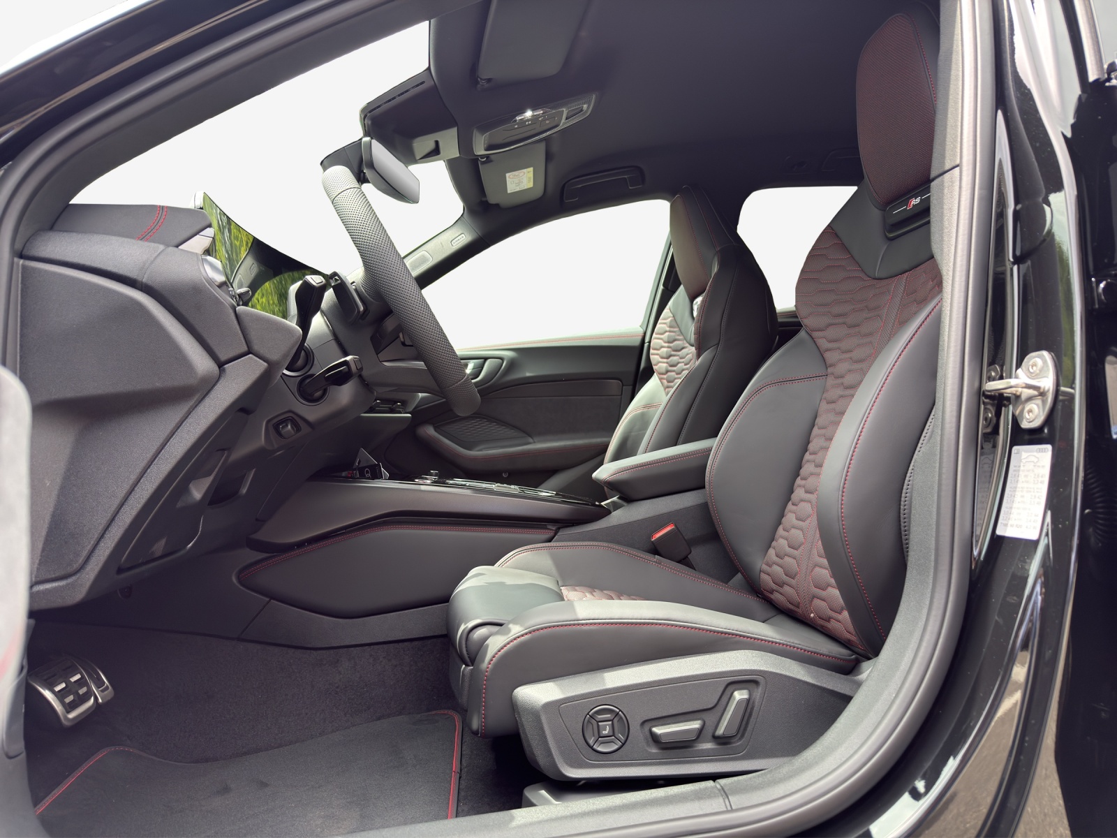 AUDI RS 5 Avant TFSI 470 kW Tiptronic quattro-image-7