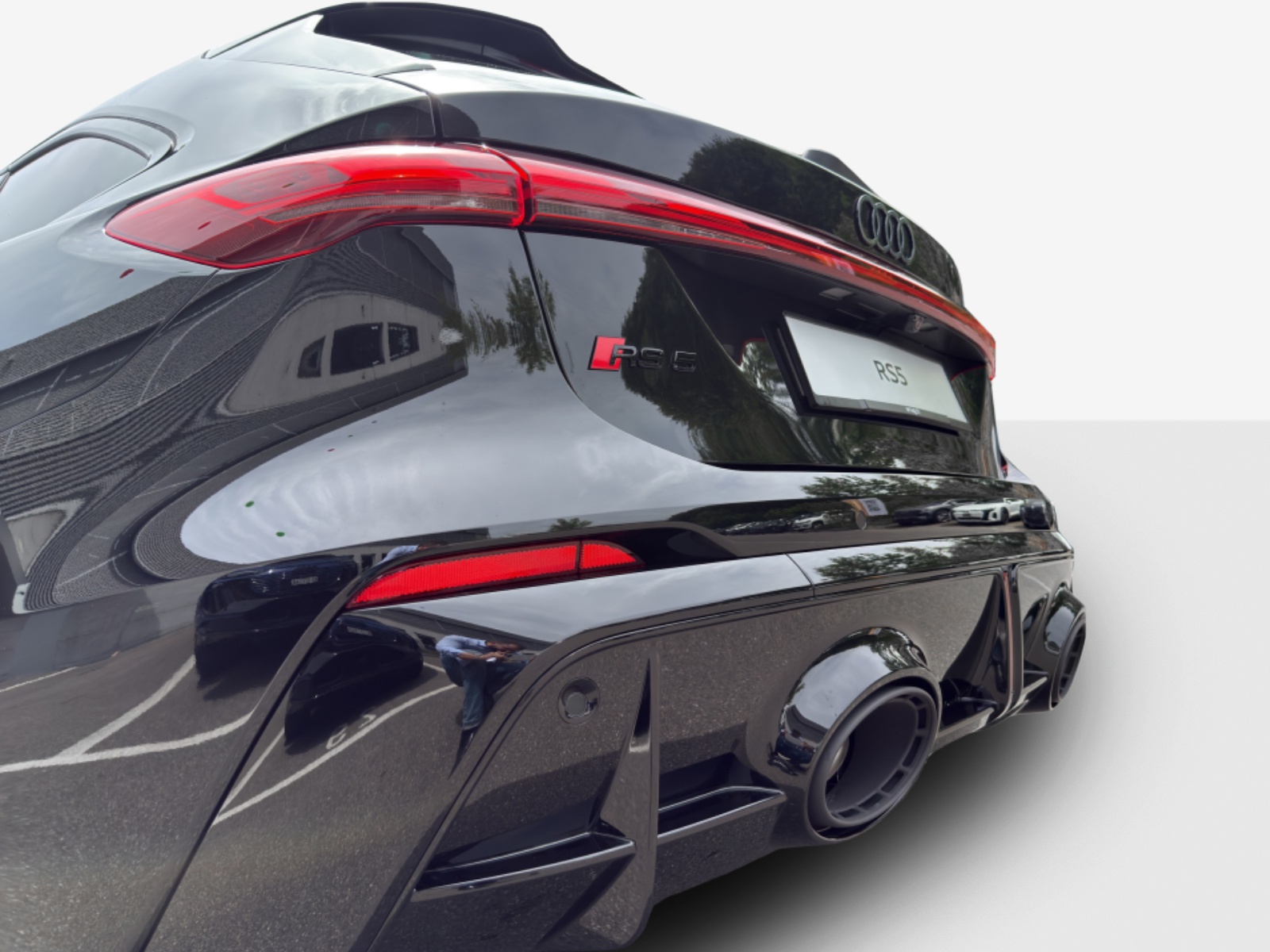 AUDI RS 5 Avant TFSI 470 kW Tiptronic quattro-image-14
