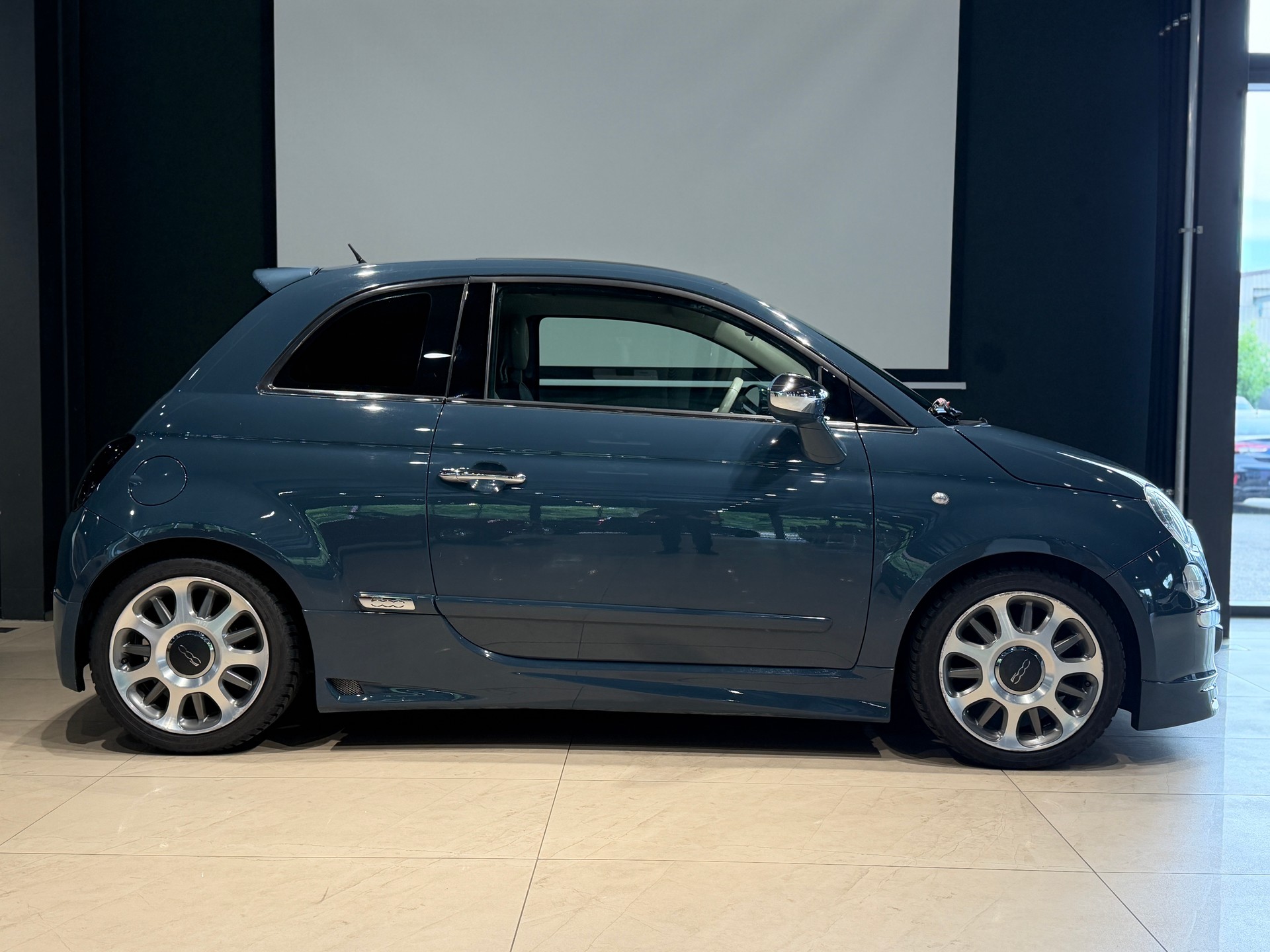 FIAT 500 1.3 JTD Lounge-image-2