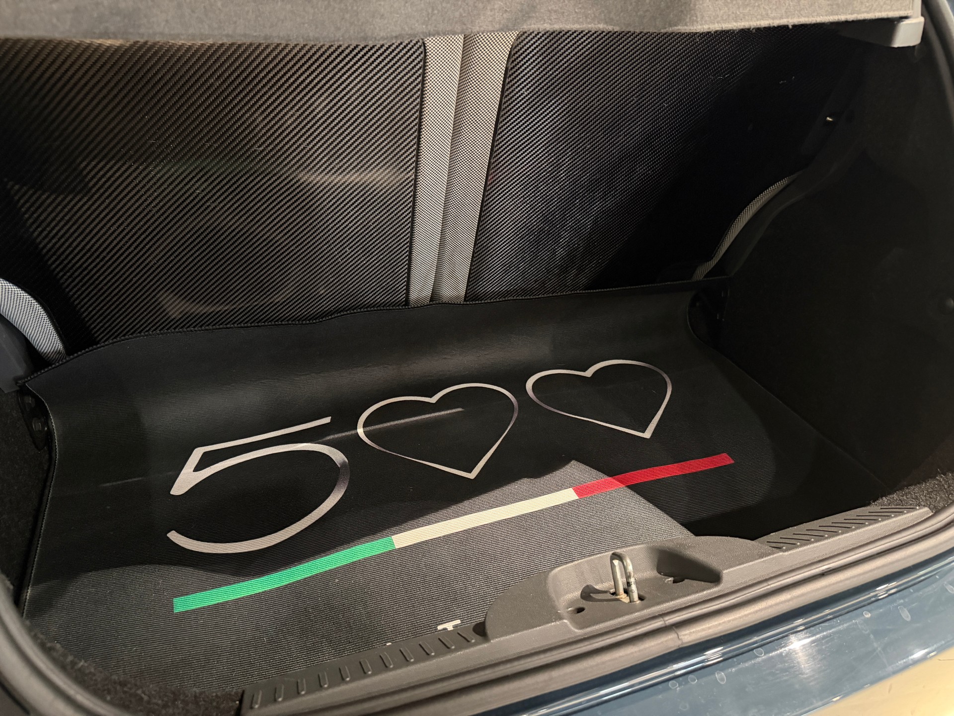FIAT 500 1.3 JTD Lounge-image-12