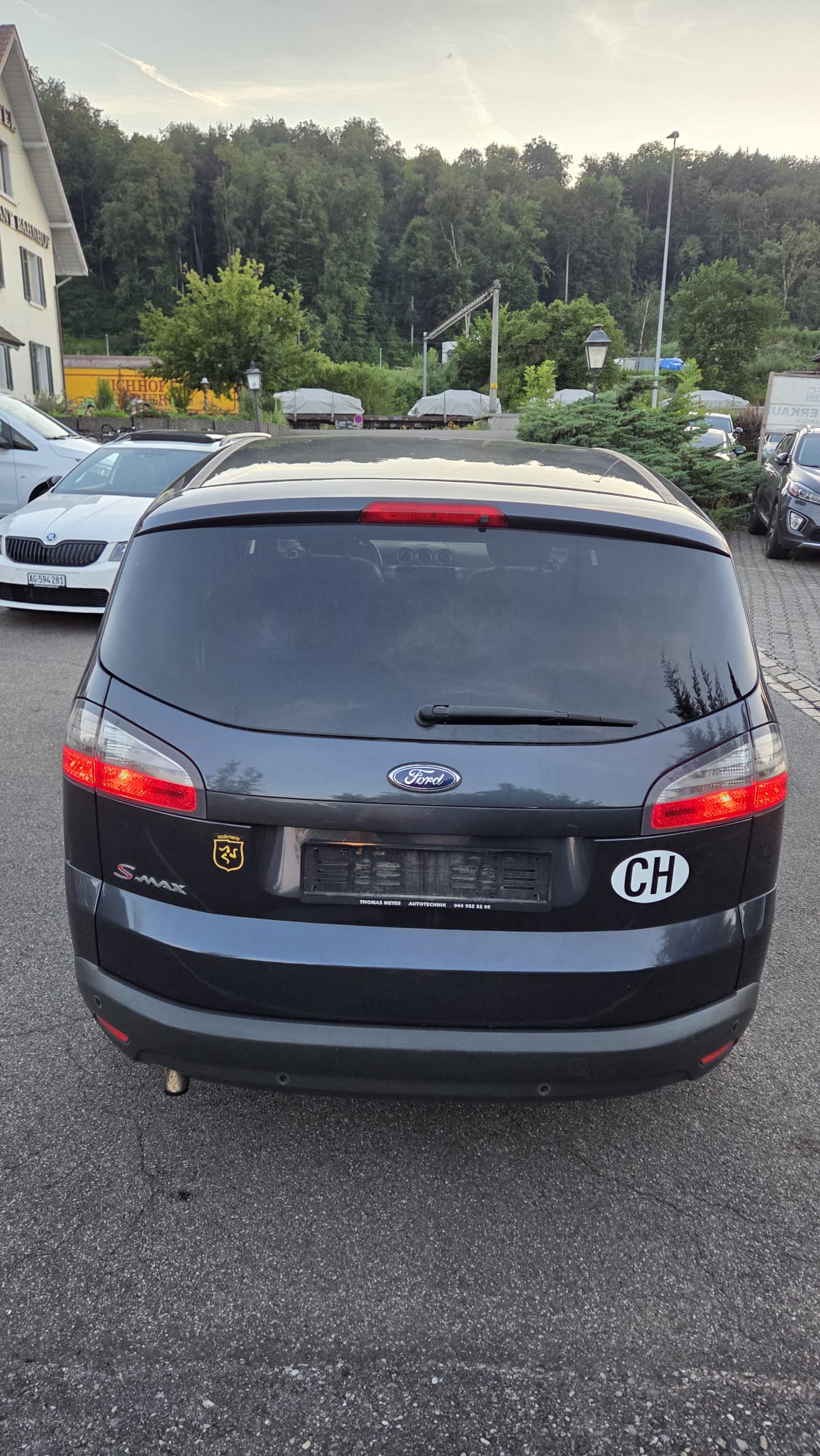 FORD S-Max 2.0i Titanium-image-2