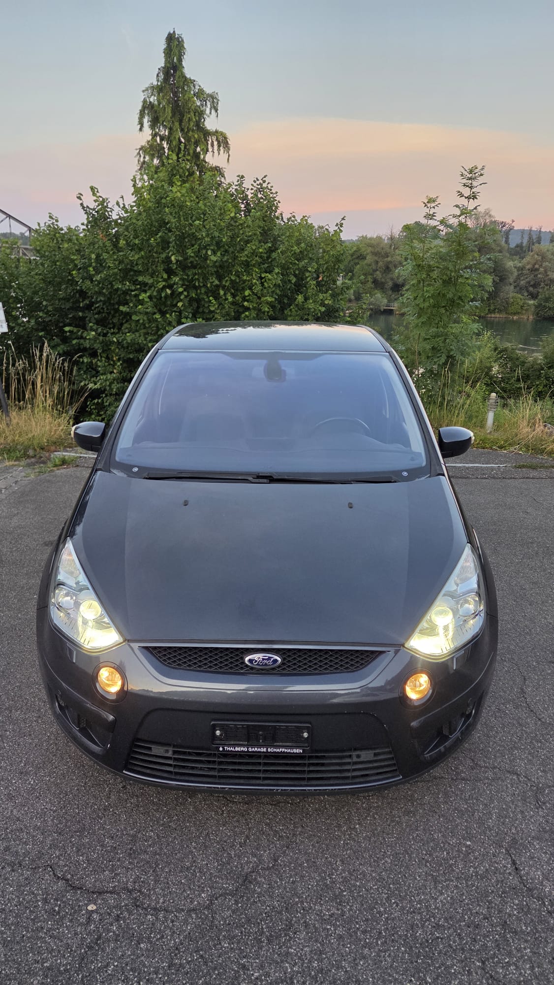 FORD S-Max 2.0i Titanium-image-1