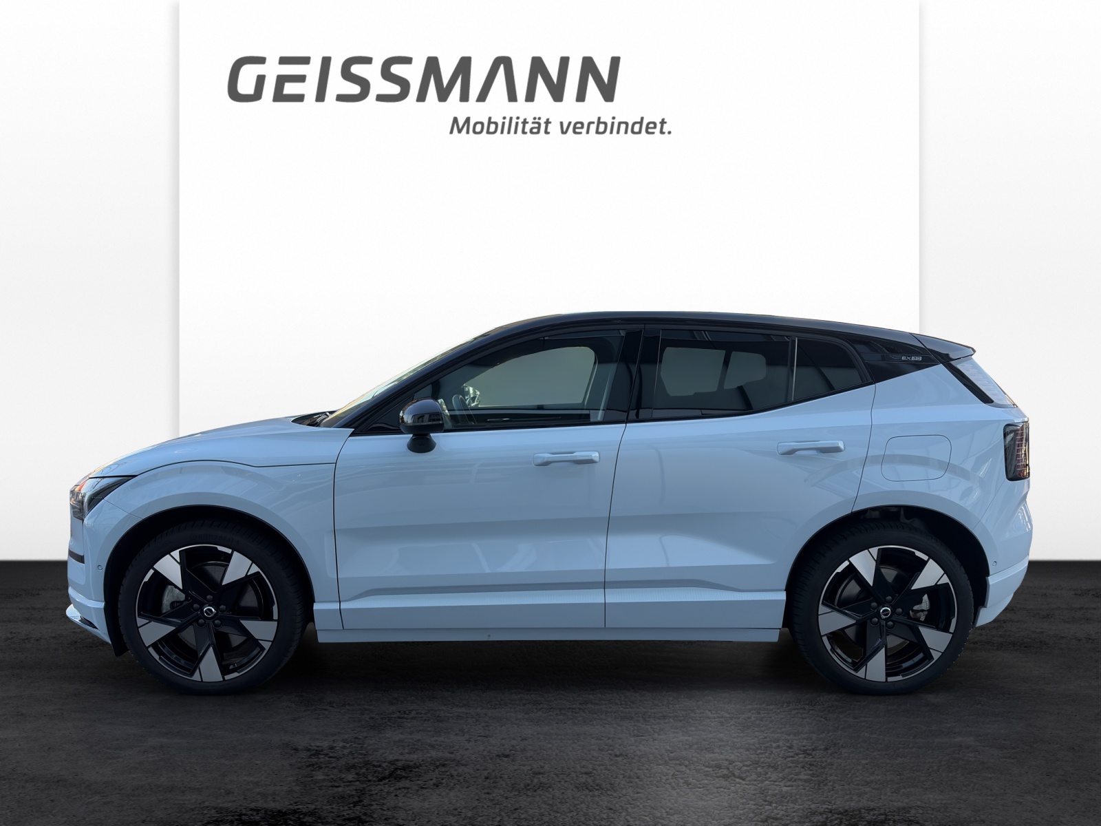 VOLVO EX30 E60 Twin Ultra Performance AWD-image-2
