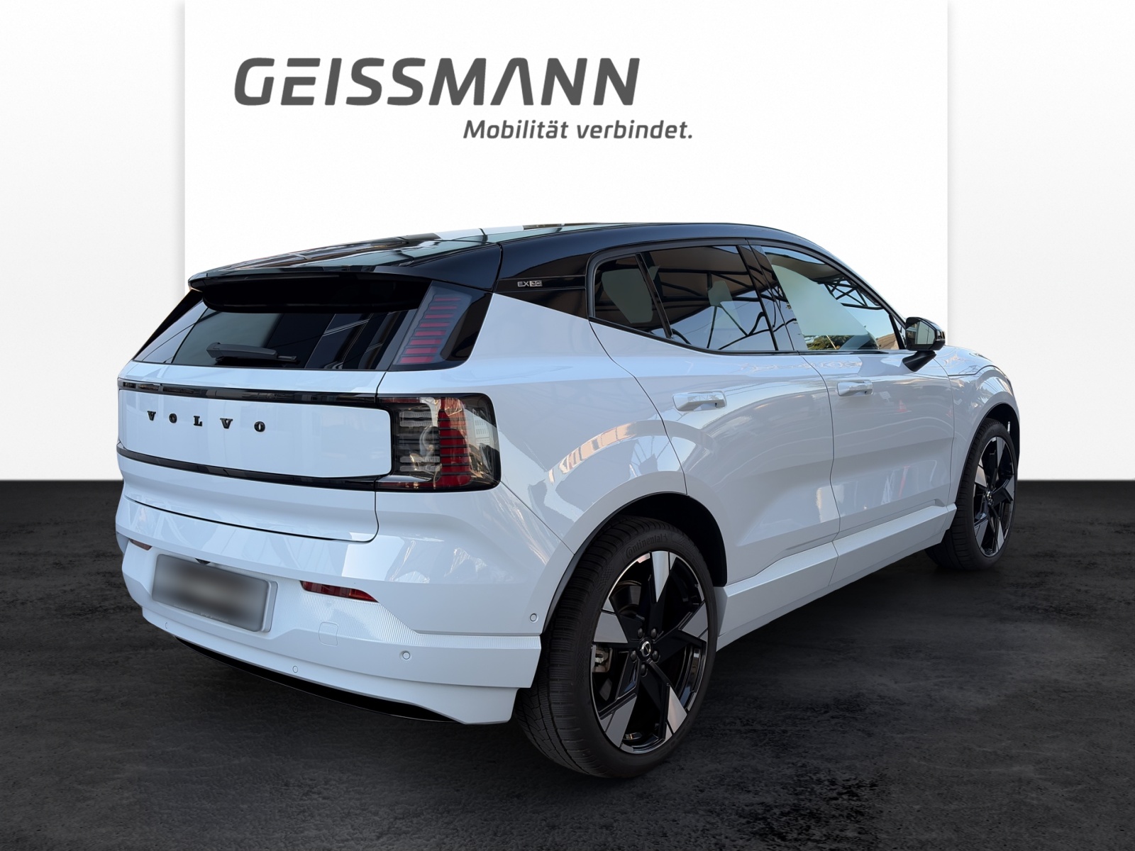 VOLVO EX30 E60 Twin Ultra Performance AWD-image-5