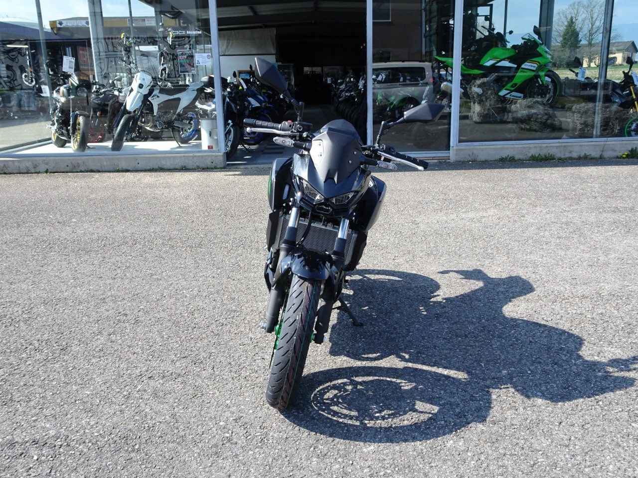 KAWASAKI Z 500 SE-showroom-element-2
