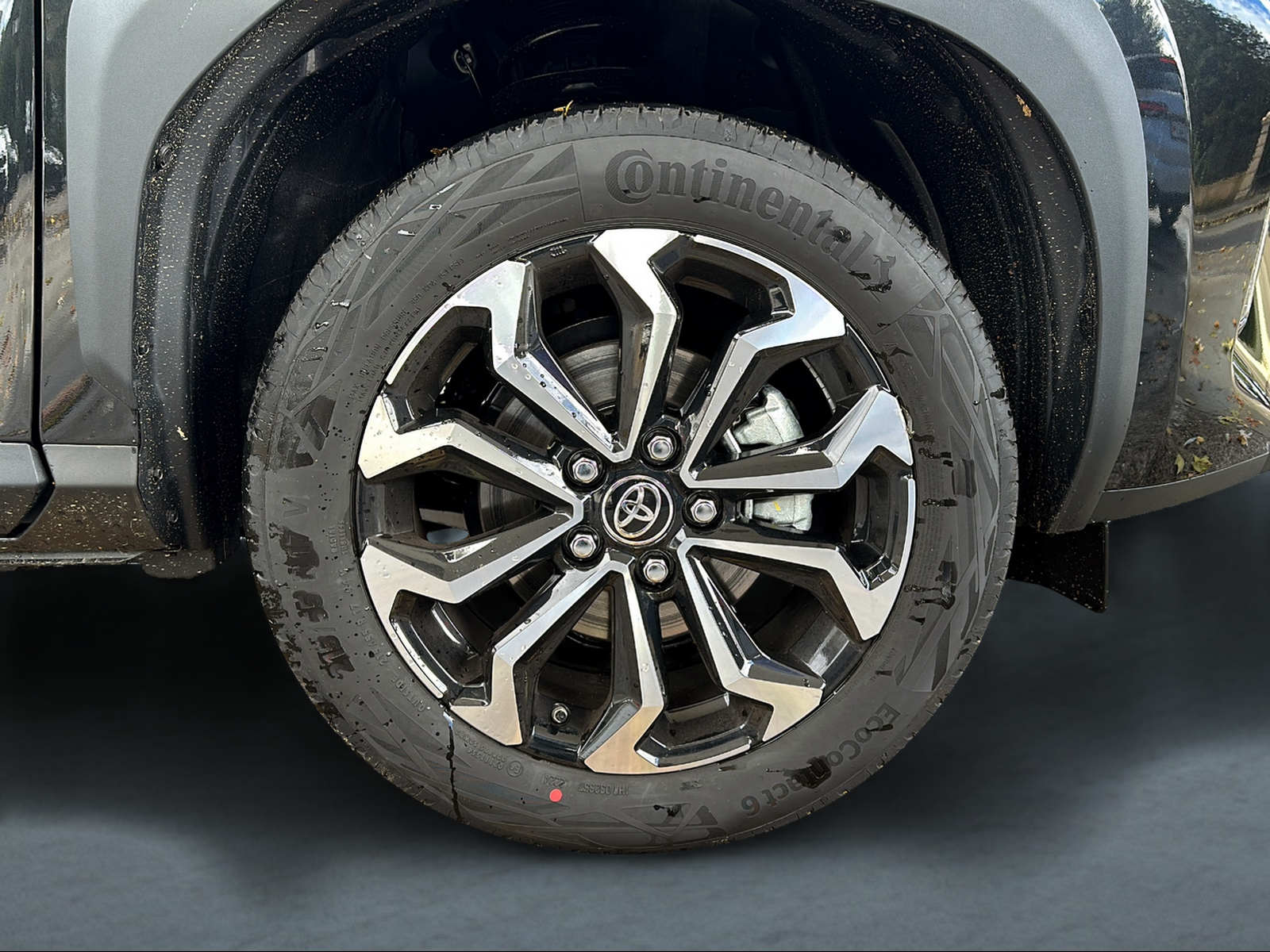 TOYOTA Yaris Cross 1.5 Trend AWDi e-CVT-image-4