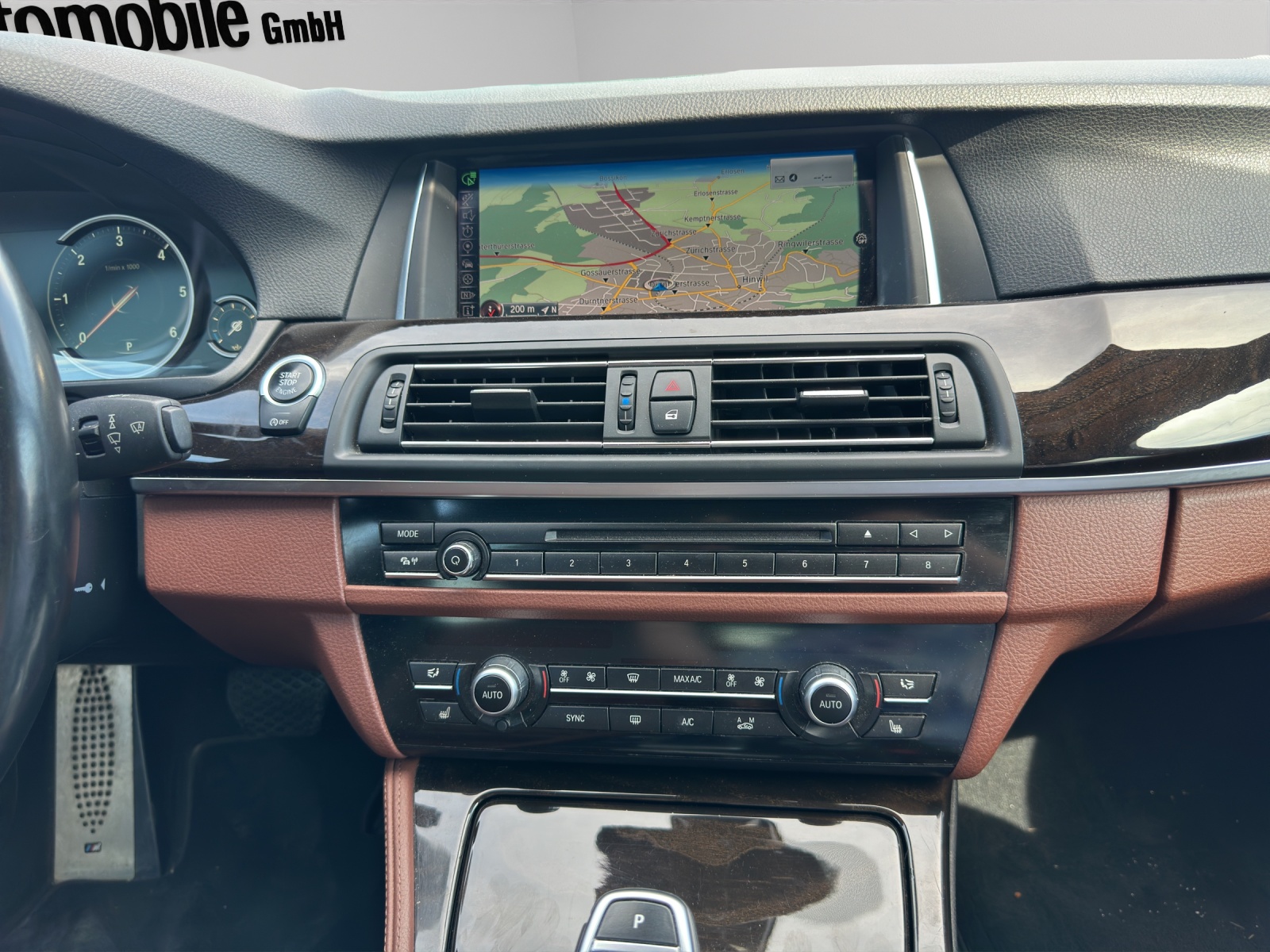 BMW 535d Touring xDrive Luxury Line Steptronic-image-8