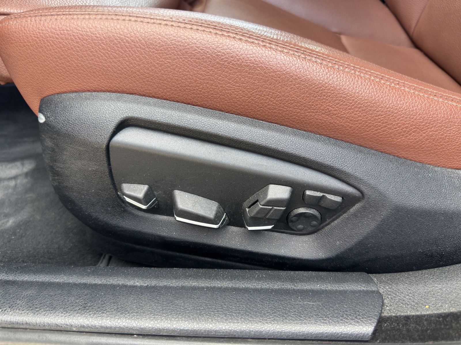 BMW 535d Touring xDrive Luxury Line Steptronic-image-14