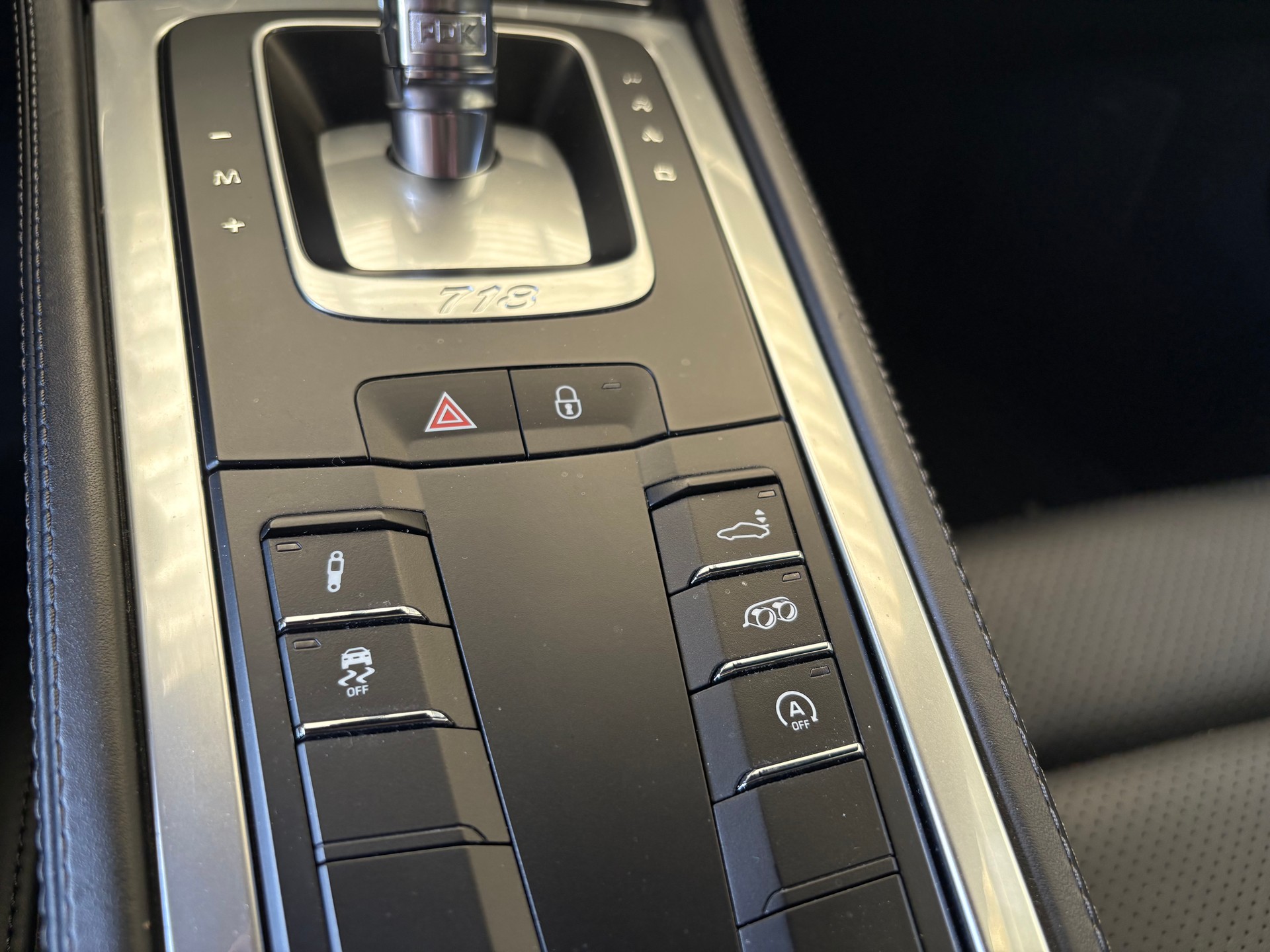 PORSCHE 718 Cayman GTS 2.5 PDK-image-9