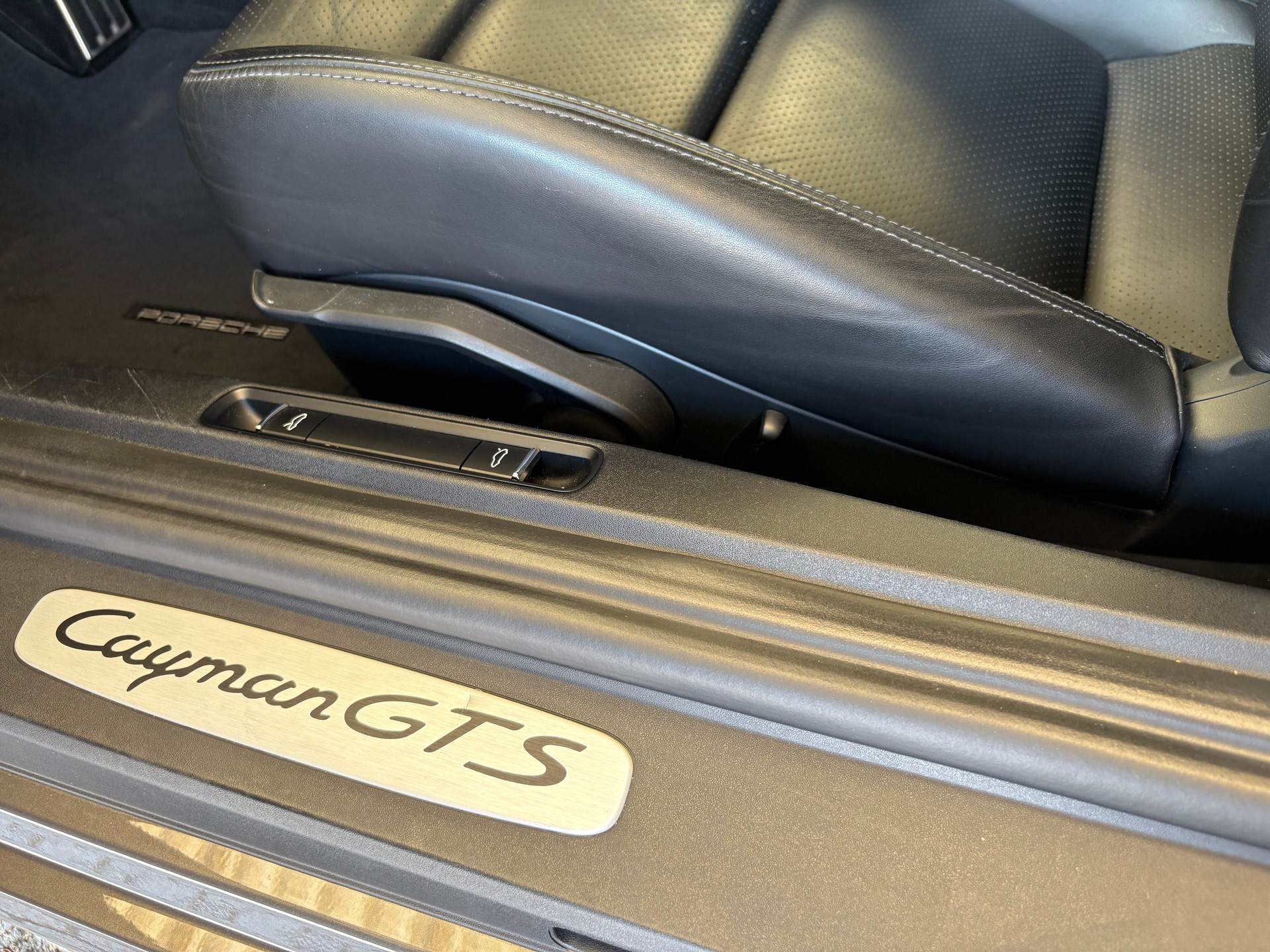 PORSCHE 718 Cayman GTS 2.5 PDK-image-7