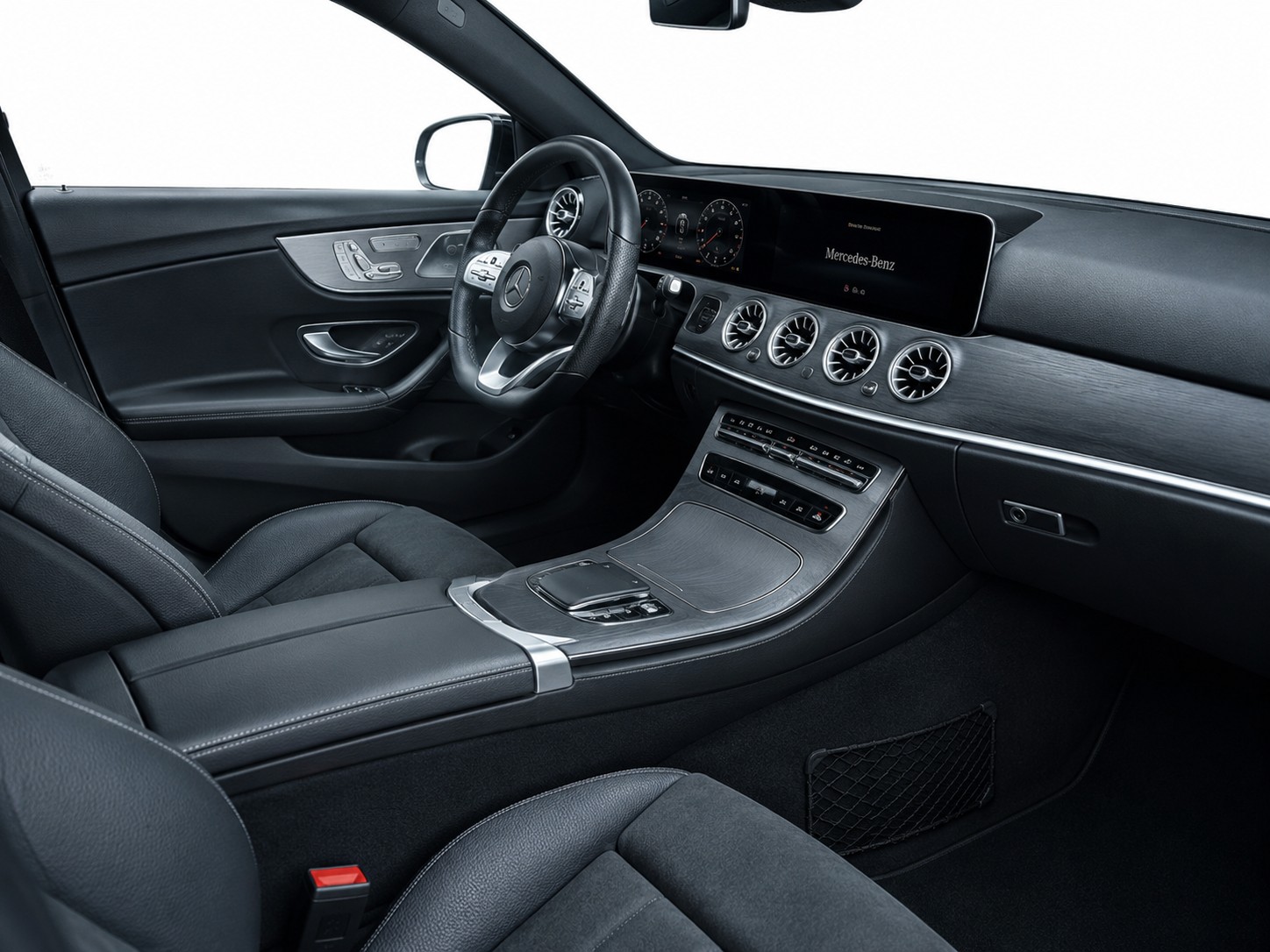 MERCEDES-BENZ GLC 300 AMG Line 4m Coupé-image-11