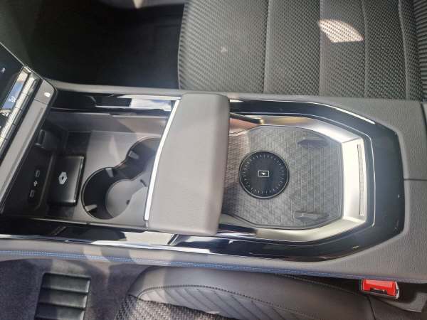 RENAULT Austral 1.2 E-Tech esprit Alpine-image-10