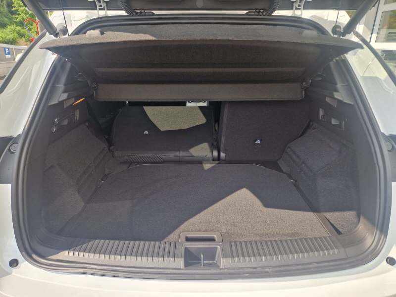 RENAULT Austral 1.2 E-Tech esprit Alpine-image-13
