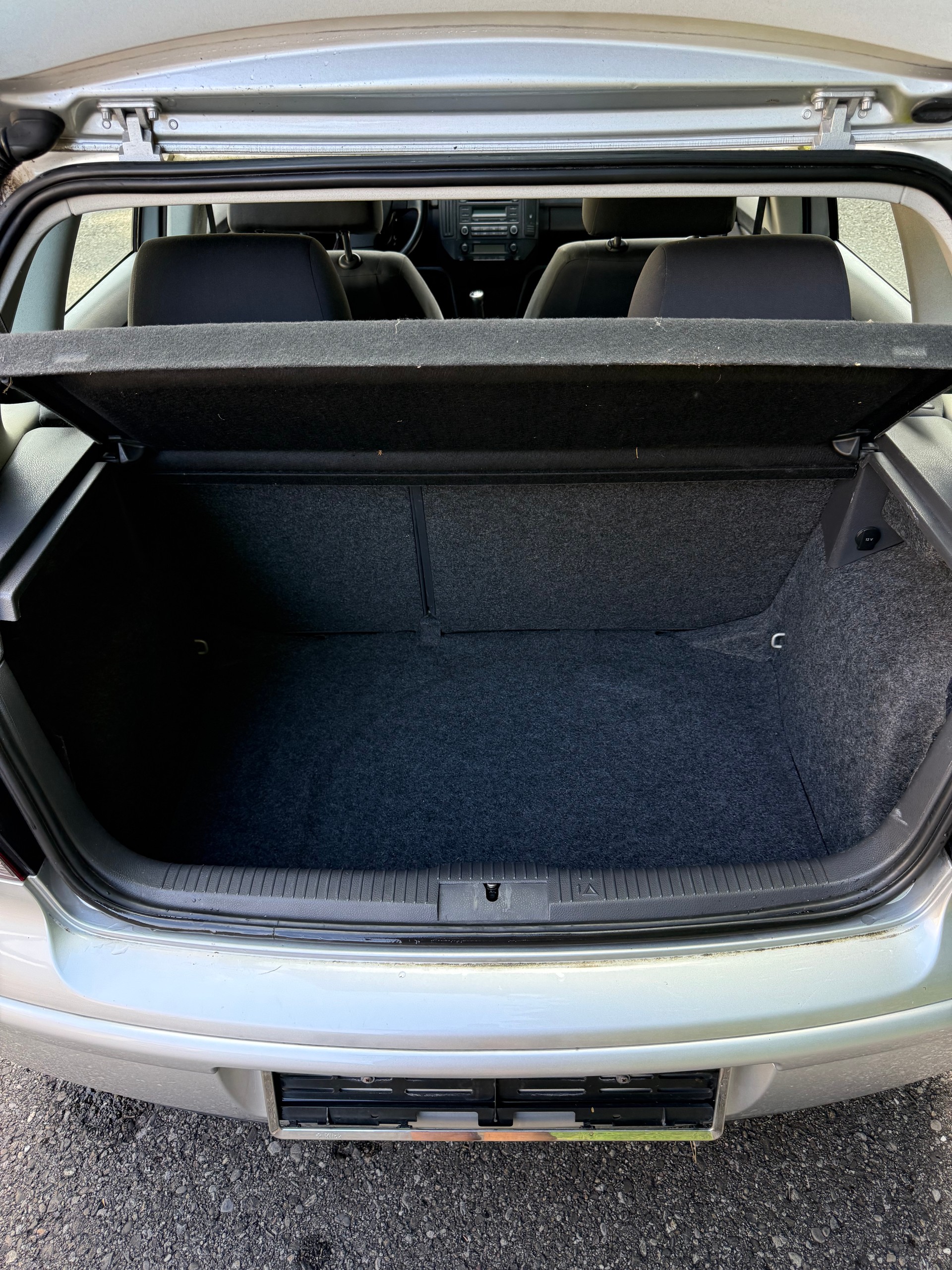 VW Polo 1.6 16V Trendline-image-10