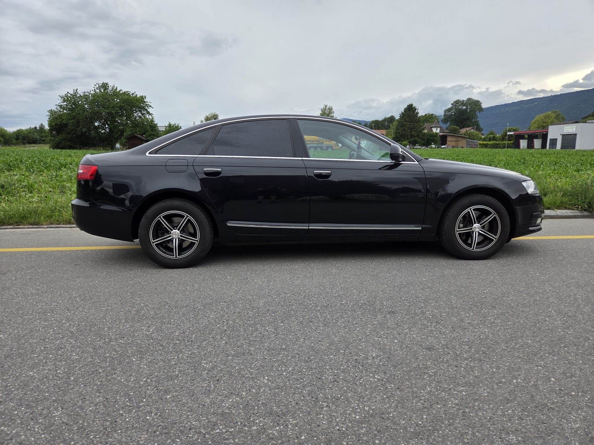 AUDI A6 Limousine 2.7 V6 TDI quattro tiptronic-image-0