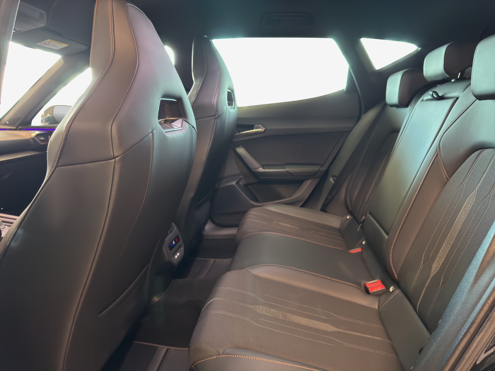 CUPRA Formentor 2.0TSI VZ DSG-image-11