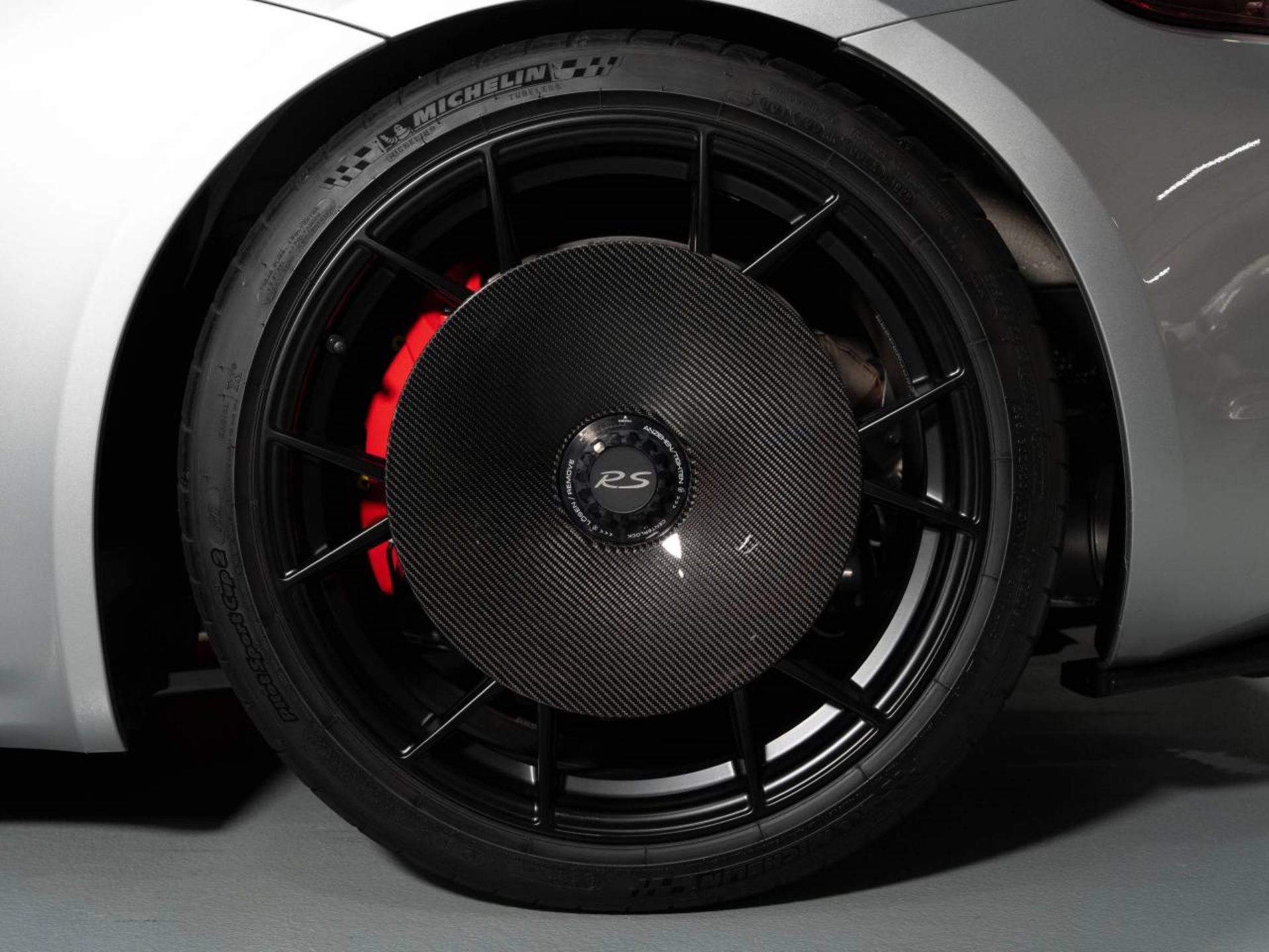 PORSCHE 718 Cayman GT4 RS (MY22)-image-25