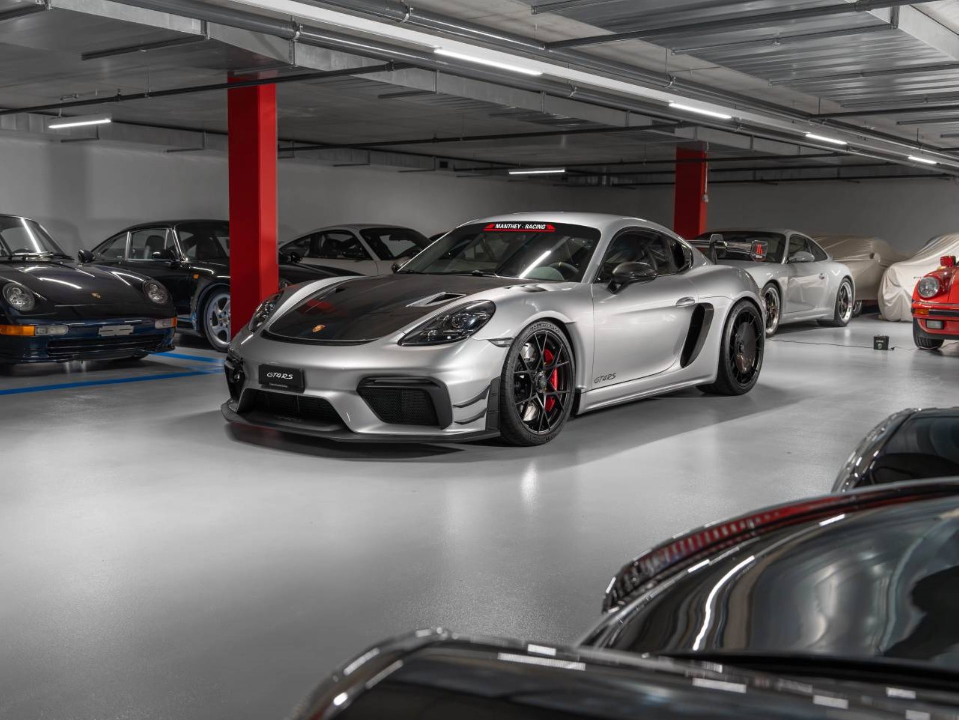 PORSCHE 718 Cayman GT4 RS (MY22)-image-0