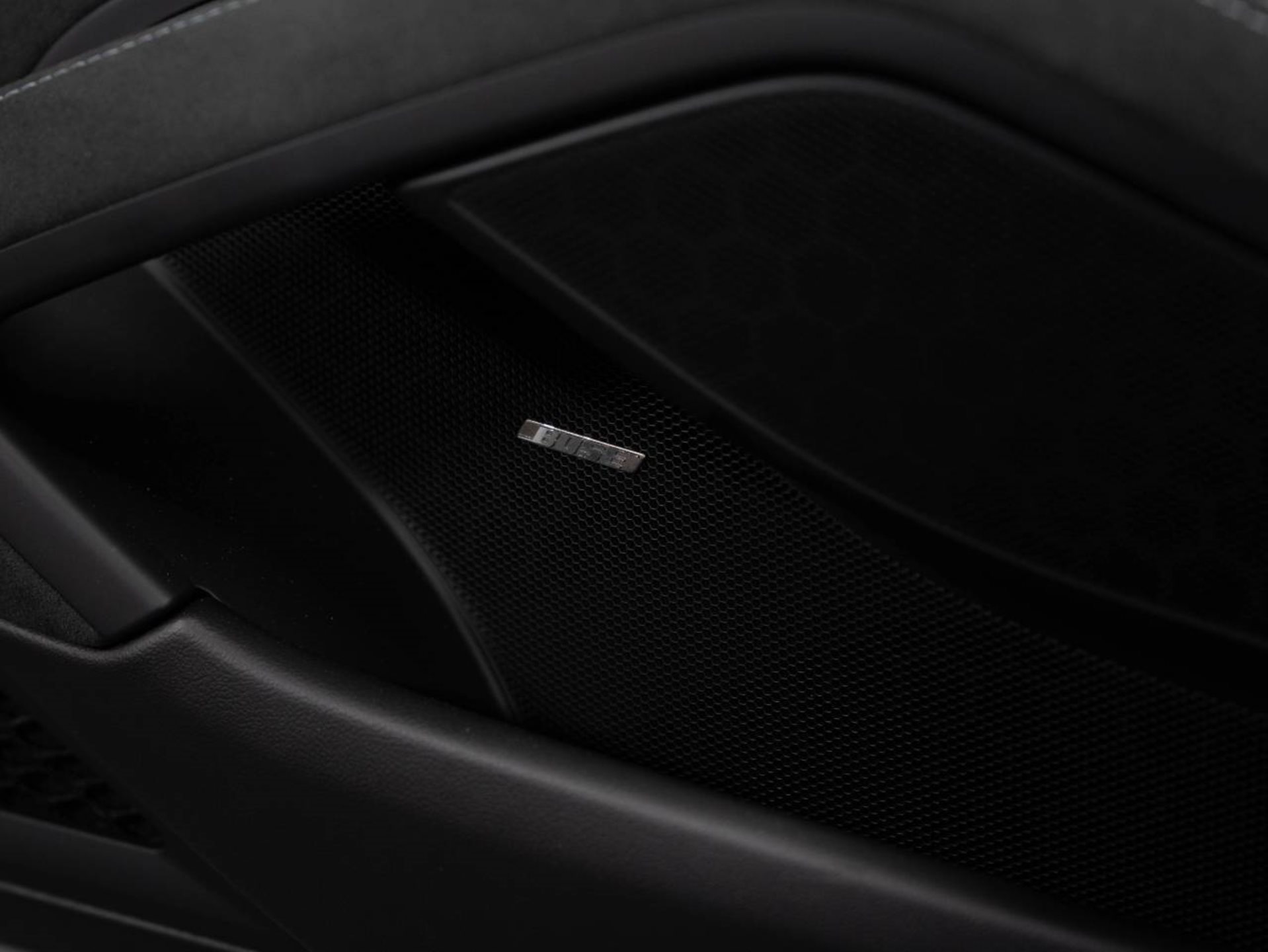 PORSCHE 718 Cayman GT4 RS (MY22)-image-12