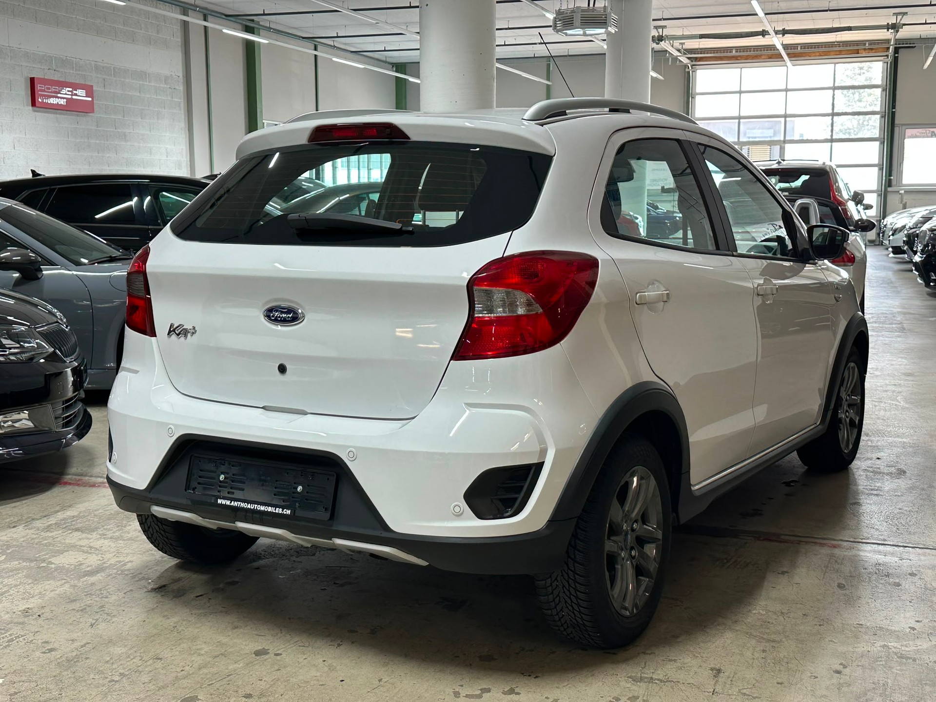 FORD KA+ 1.2 Ti-VCT Active-image-3