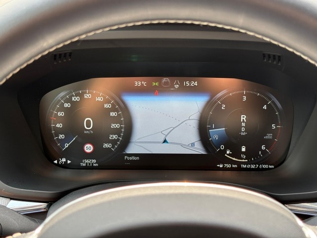 VOLVO XC60 2.0 B4 MH R-Design AWD-image-10