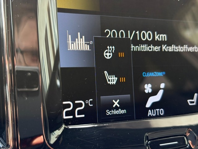 VOLVO XC60 2.0 B4 MH R-Design AWD-image-12