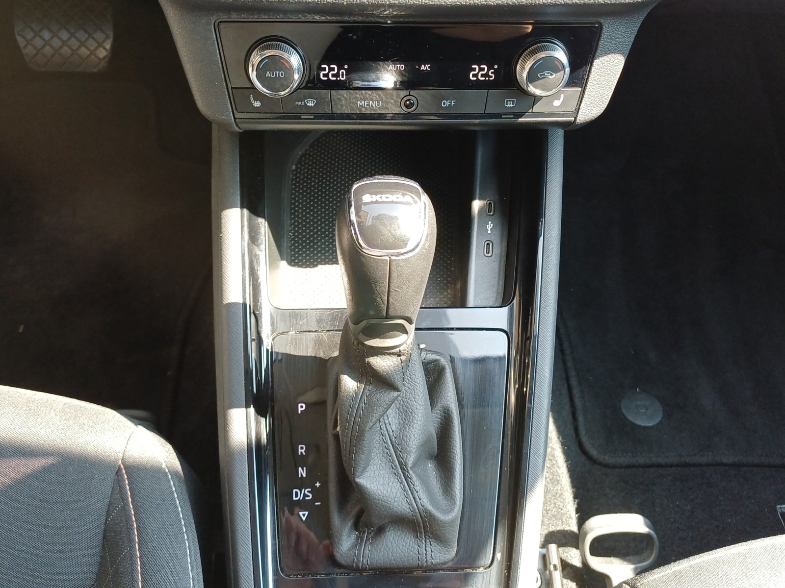 SKODA Scala 1.0 TSI Ambition-image-15