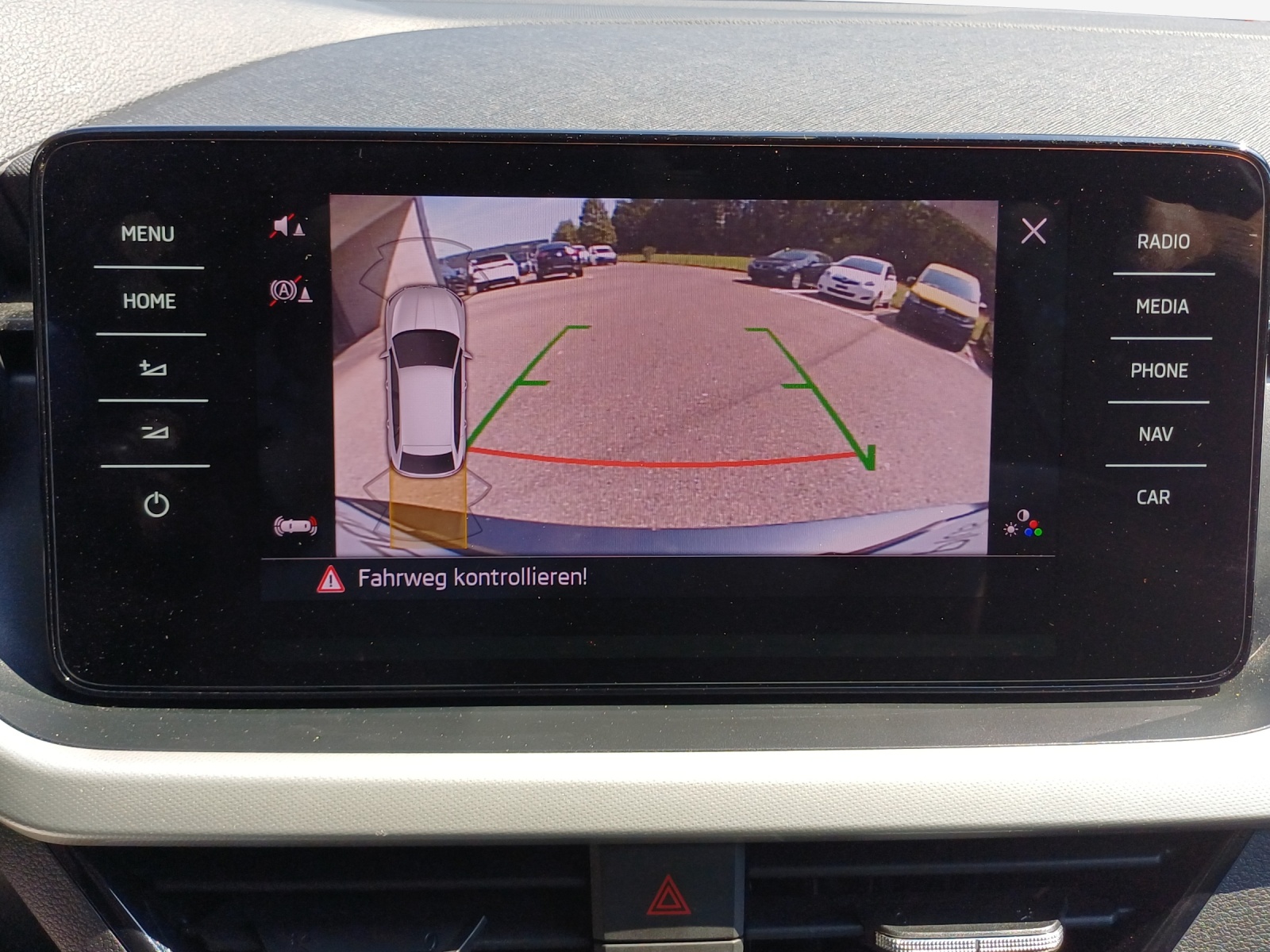 SKODA Scala 1.0 TSI Ambition-image-13