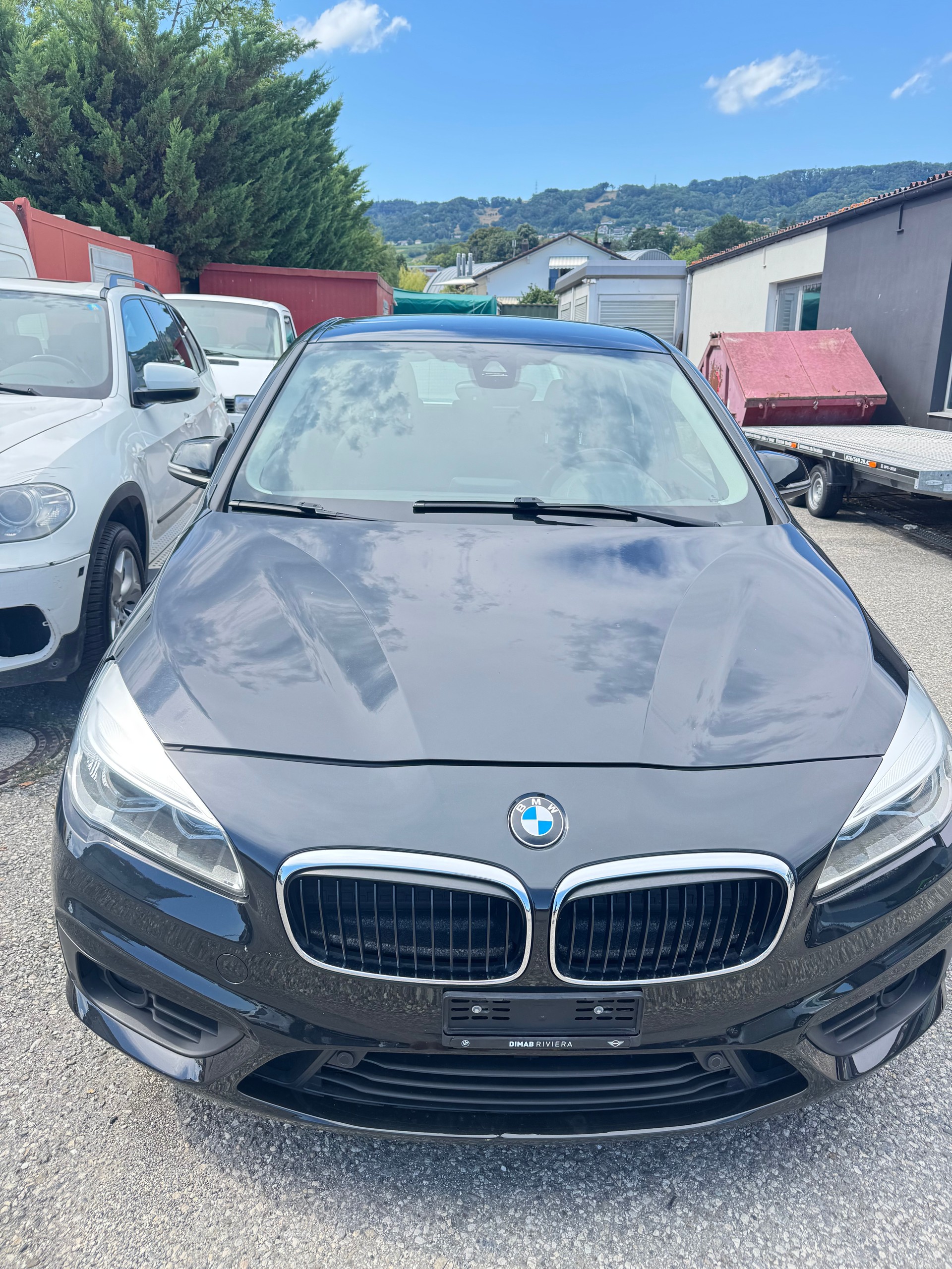 BMW 220i Active Tourer Steptronic-image-9