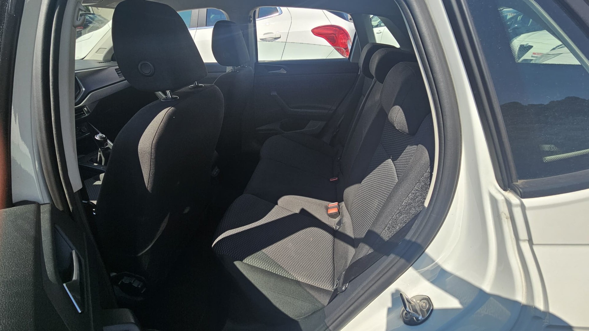 VW Polo 1.0 BMT Comfortline-image-4