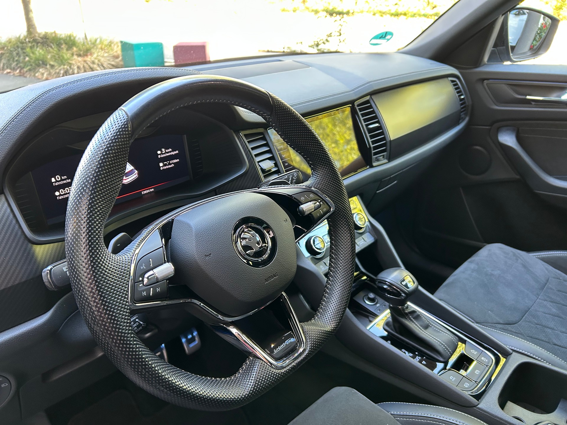 SKODA Kodiaq 2.0 TSI 4x4 SportLine-image-12