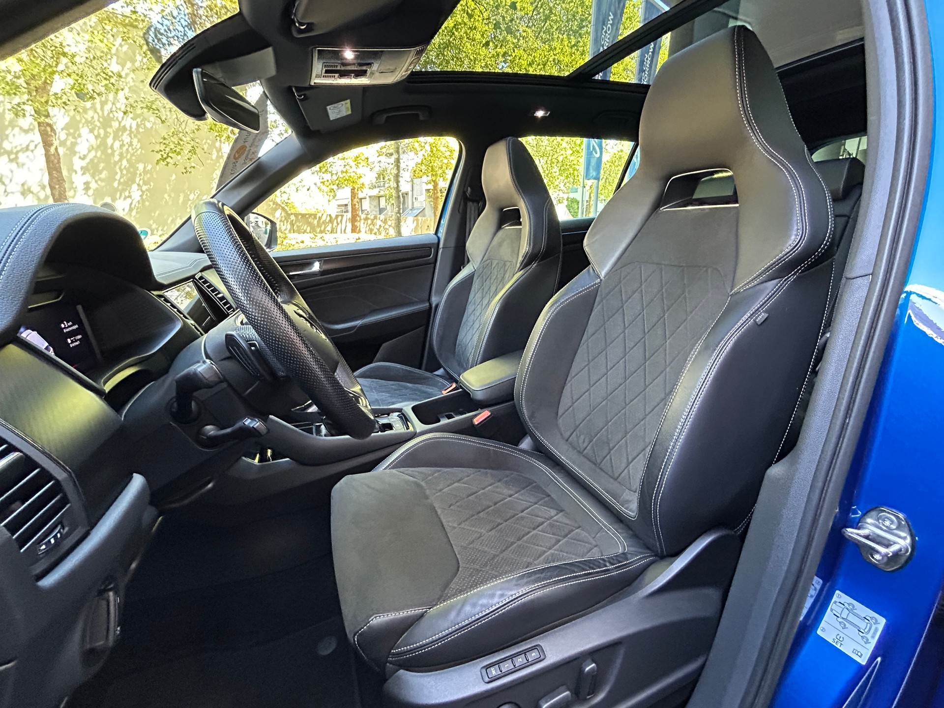 SKODA Kodiaq 2.0 TSI 4x4 SportLine-image-10