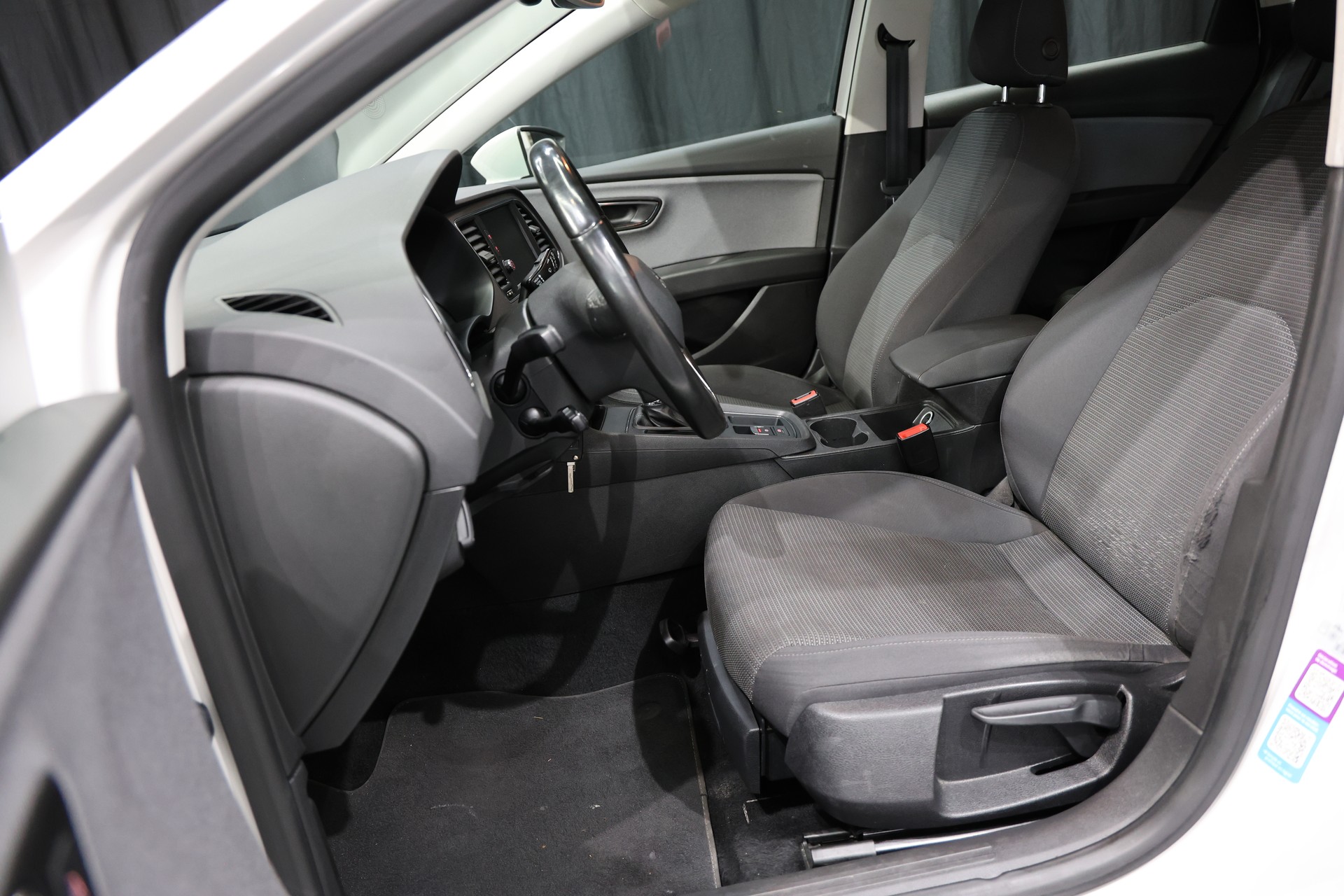 SEAT Leon ST 2.0 TDI CR FR DSG-image-5