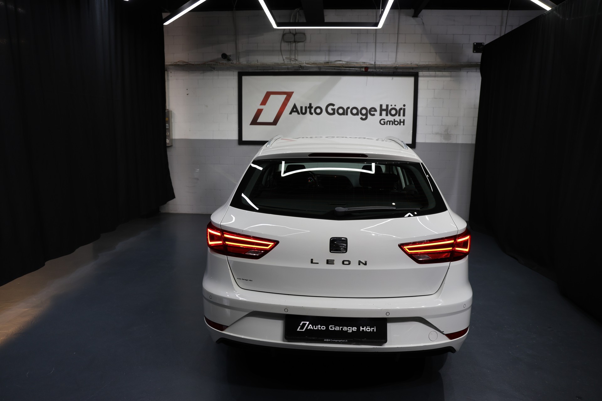 SEAT Leon ST 2.0 TDI CR FR DSG-image-14