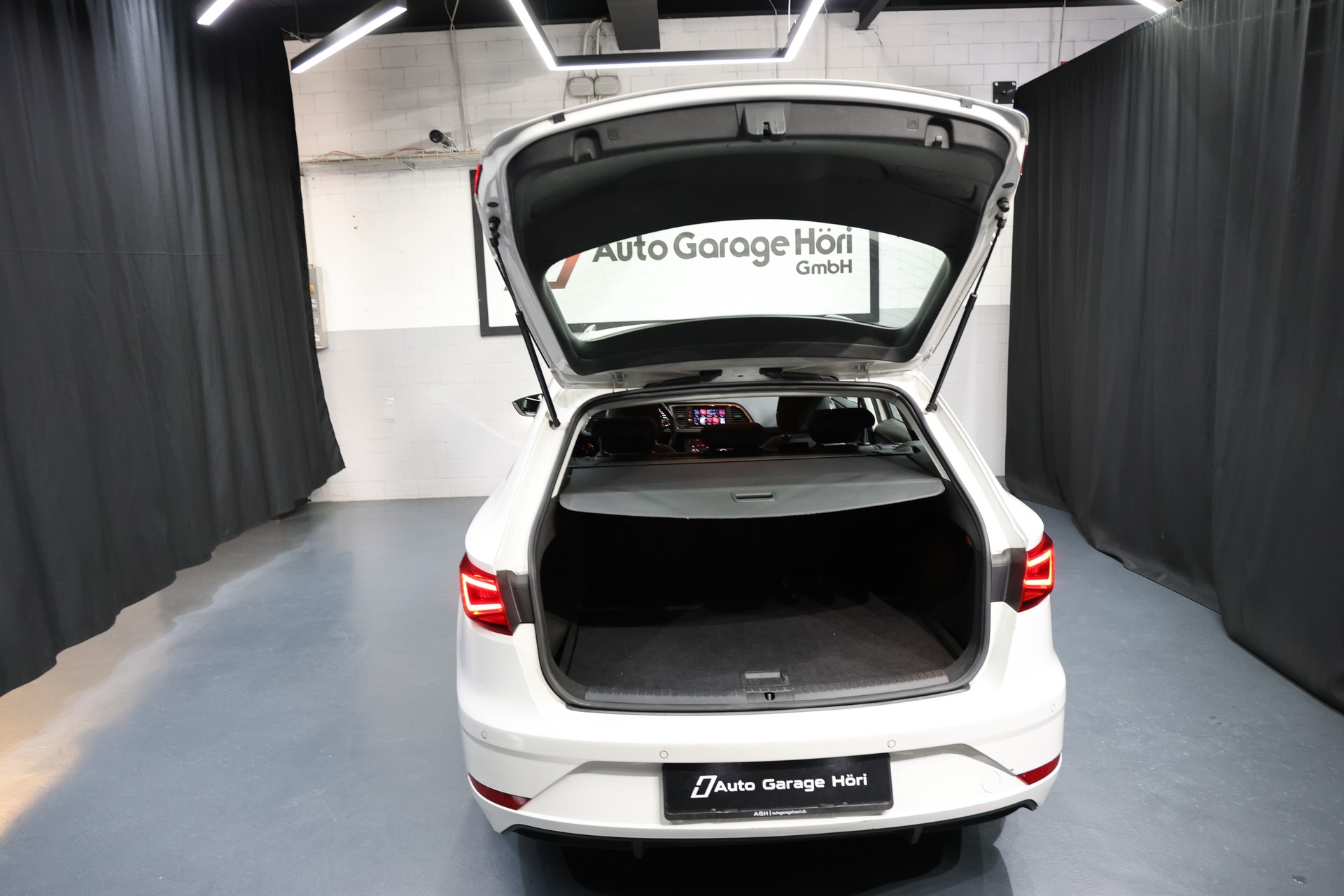 SEAT Leon ST 2.0 TDI CR FR DSG-image-16