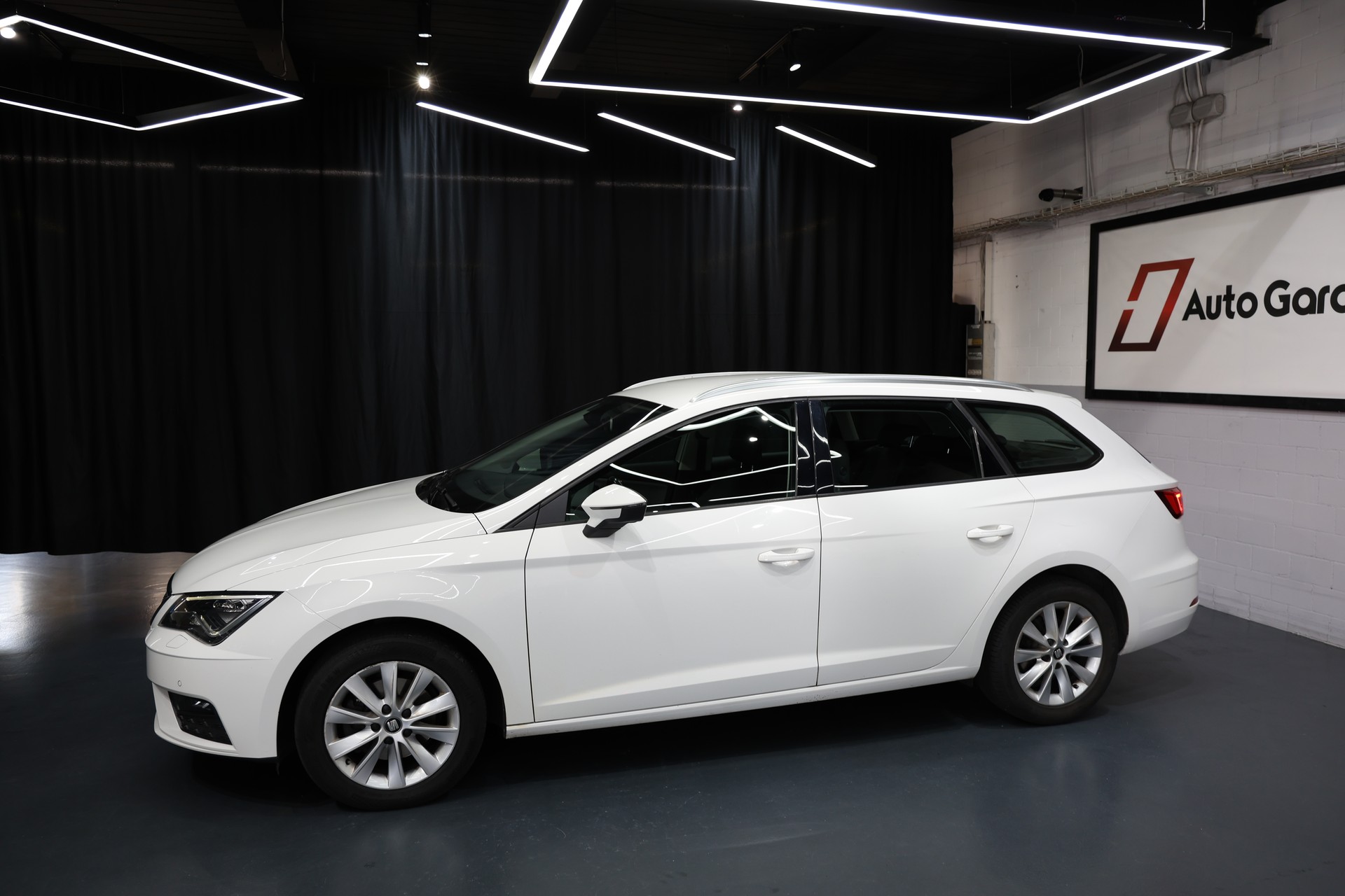 SEAT Leon ST 2.0 TDI CR FR DSG-image-1
