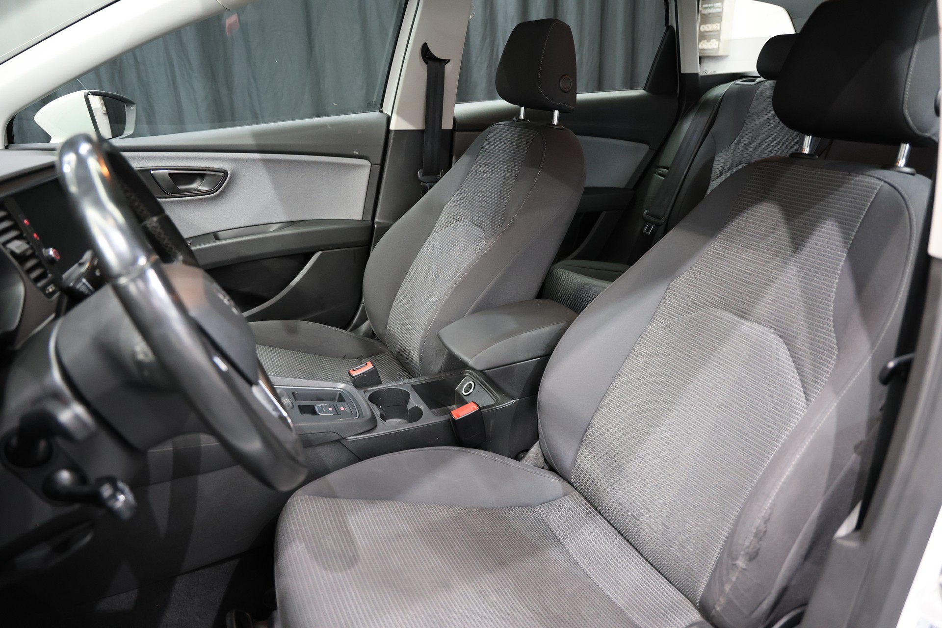 SEAT Leon ST 2.0 TDI CR FR DSG-image-6