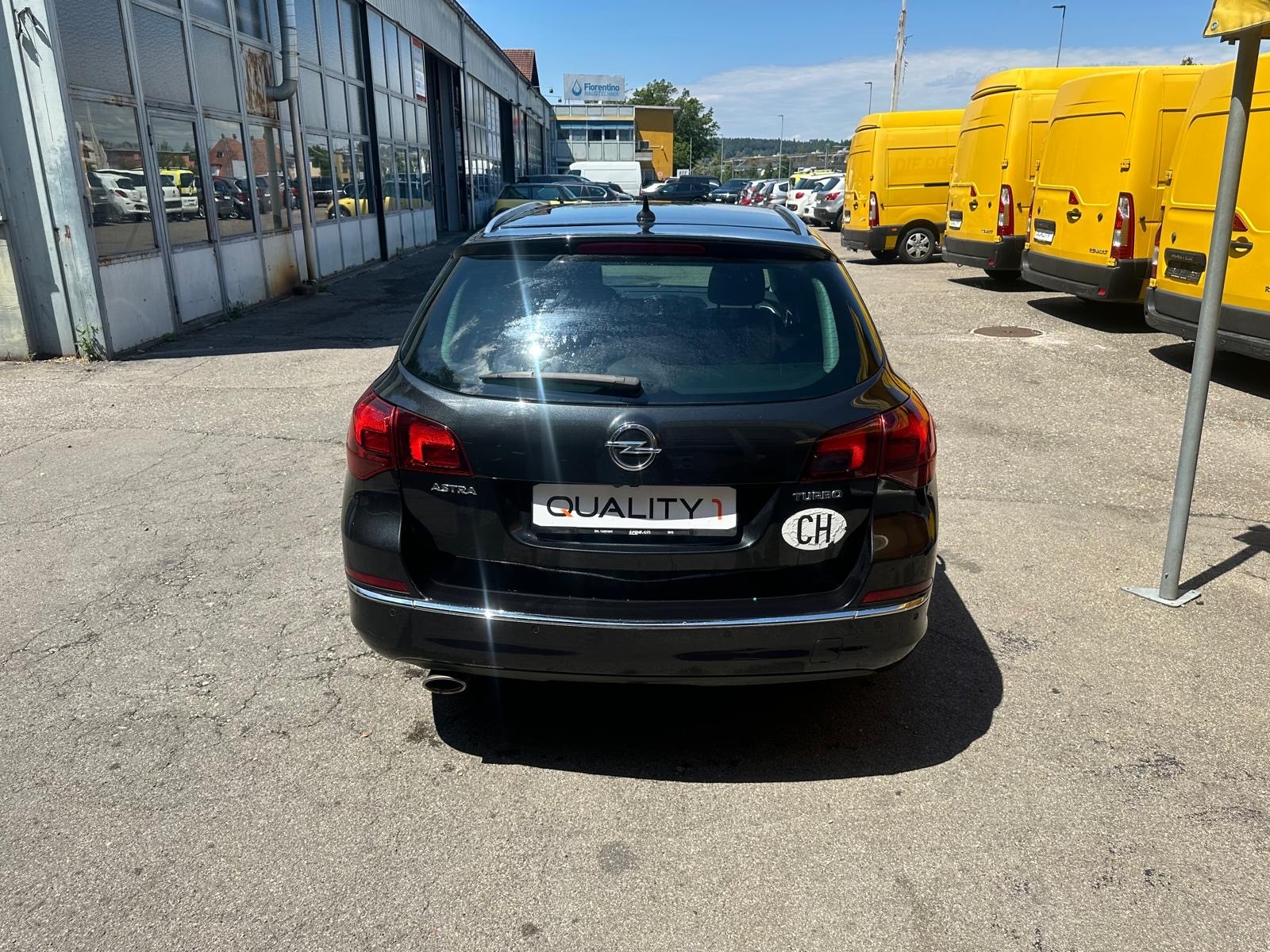 OPEL Astra SportsTourer 1.6i 16V Turbo Sport-image-4