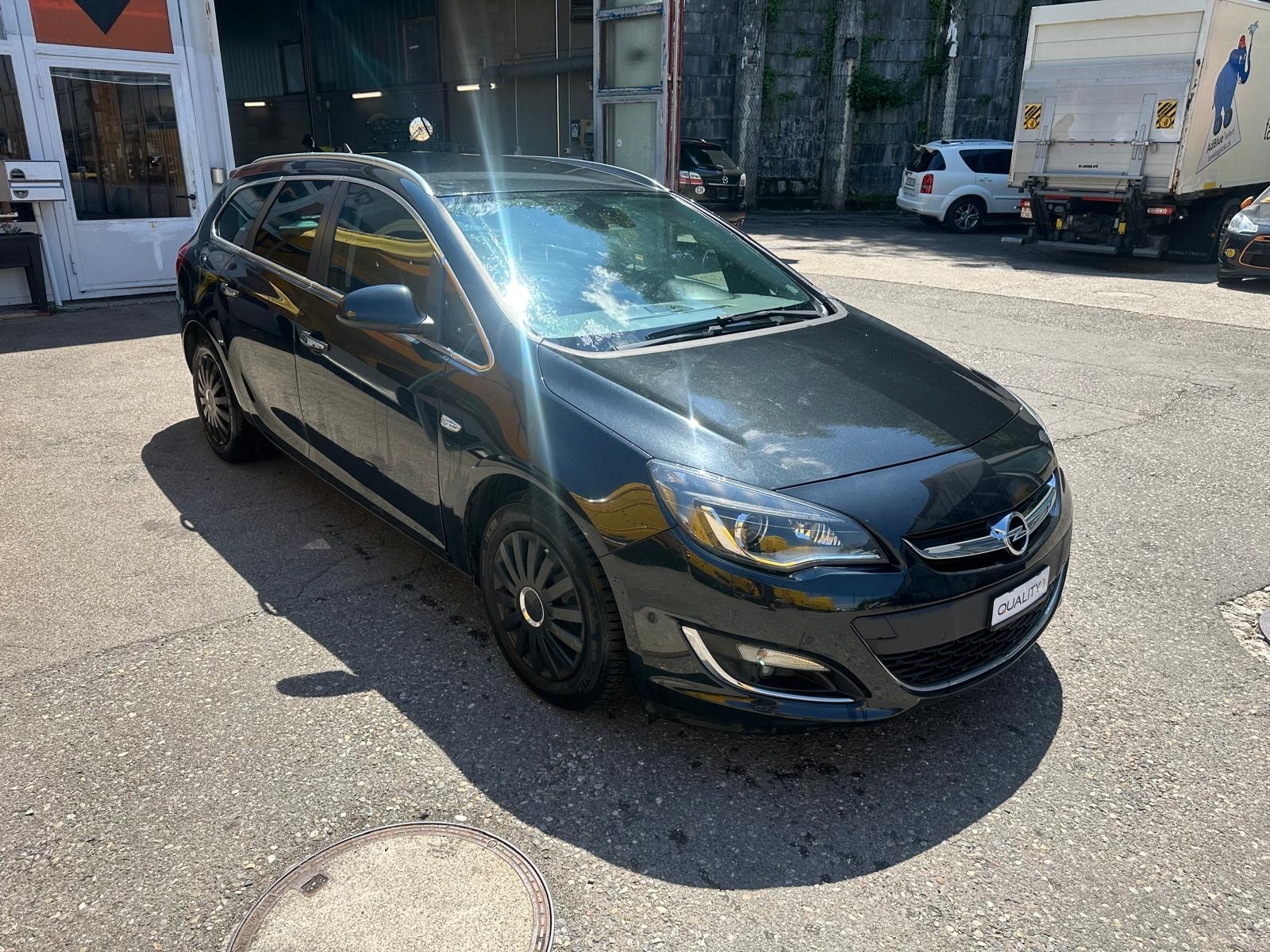 OPEL Astra SportsTourer 1.6i 16V Turbo Sport-image-2