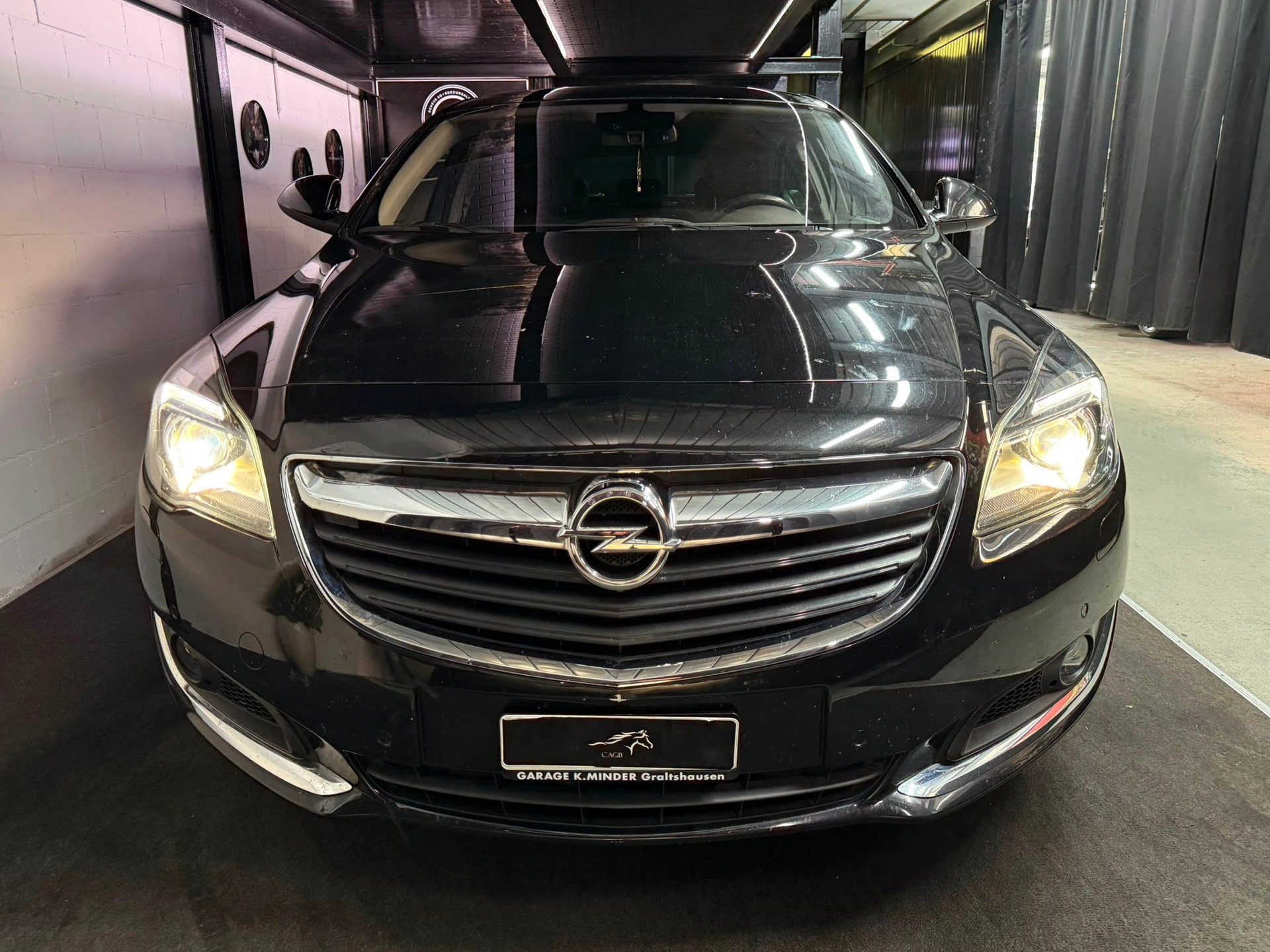 OPEL Insignia 2.0 CDTI Edition 4WD Automatic-image-5