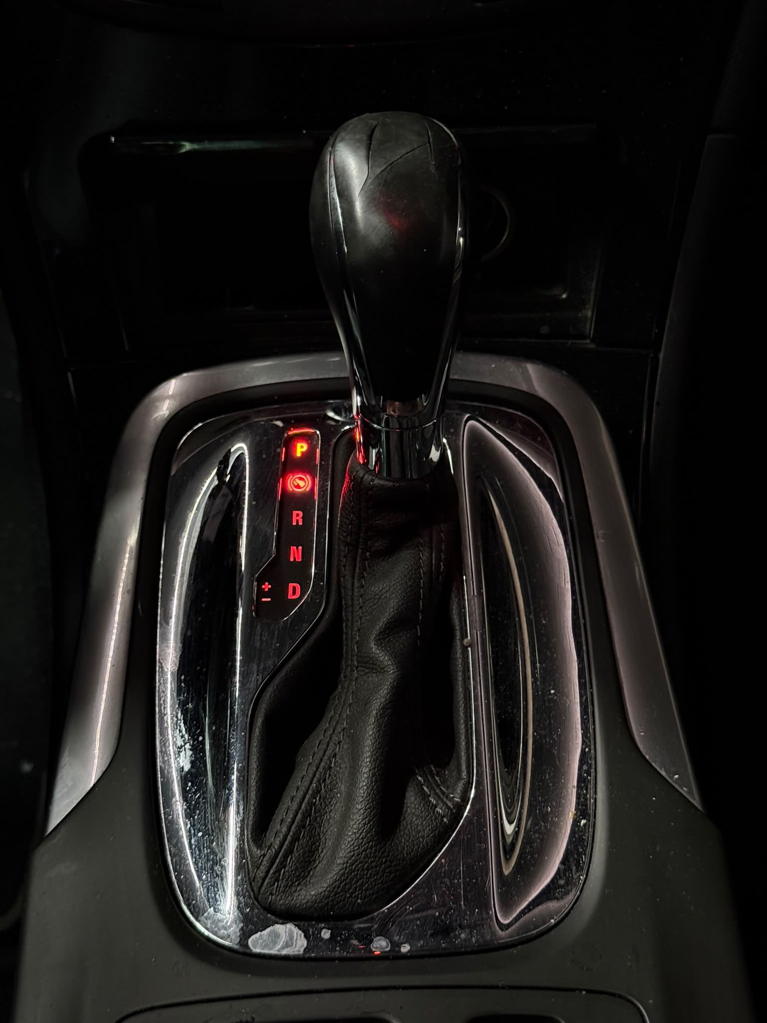 OPEL Insignia 2.0 CDTI Edition 4WD Automatic-image-15