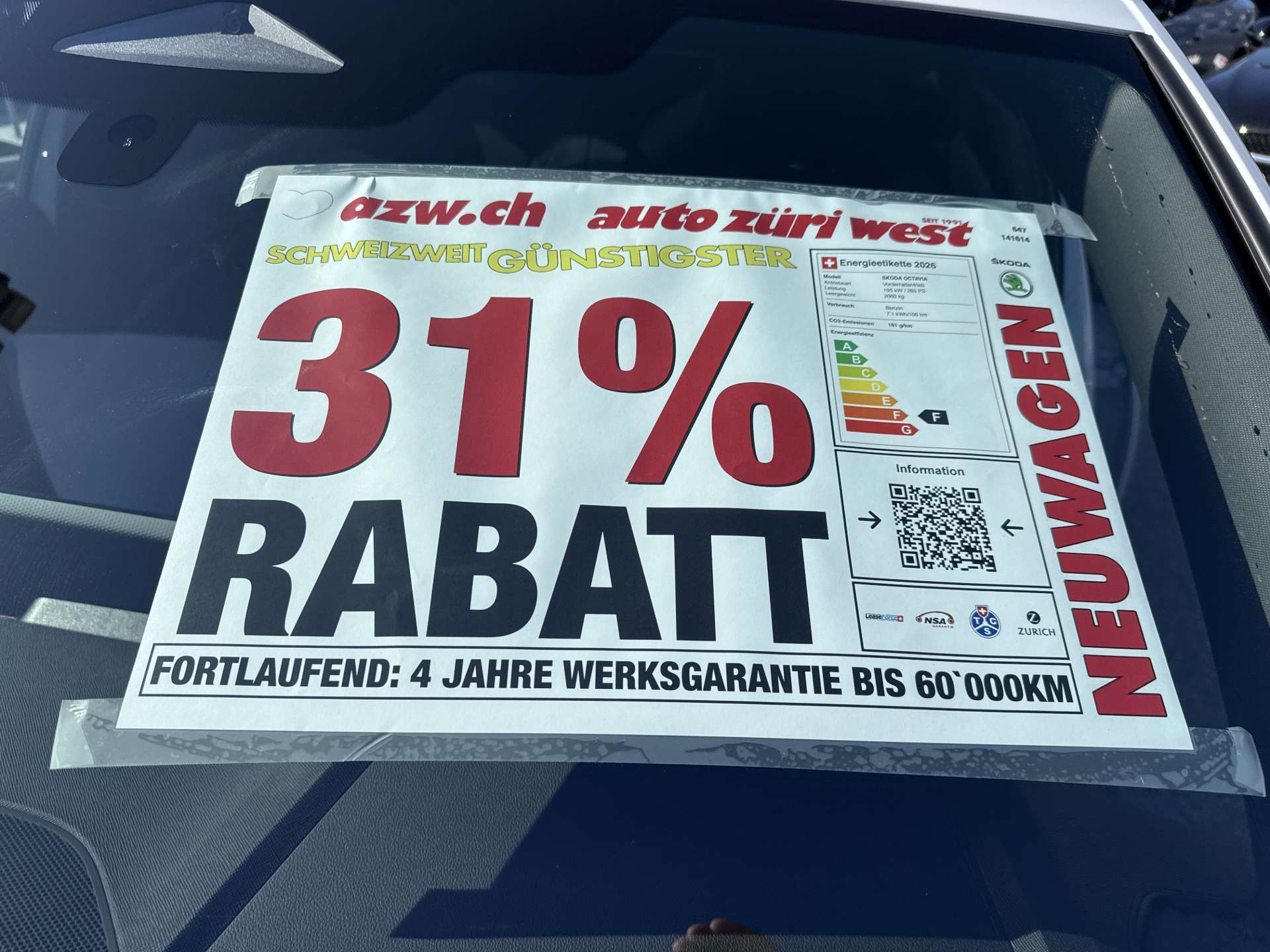 SKODA Octavia Combi 2.0 TSi RS DSG-Automat-image-3