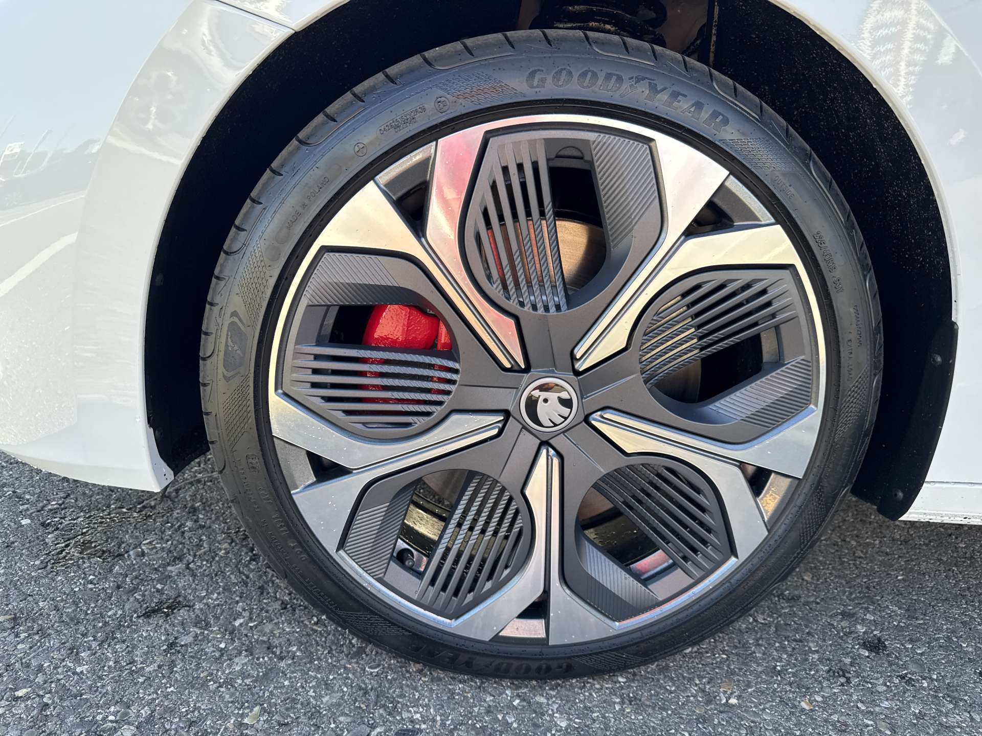 SKODA Octavia Combi 2.0 TSi RS DSG-Automat-image-8