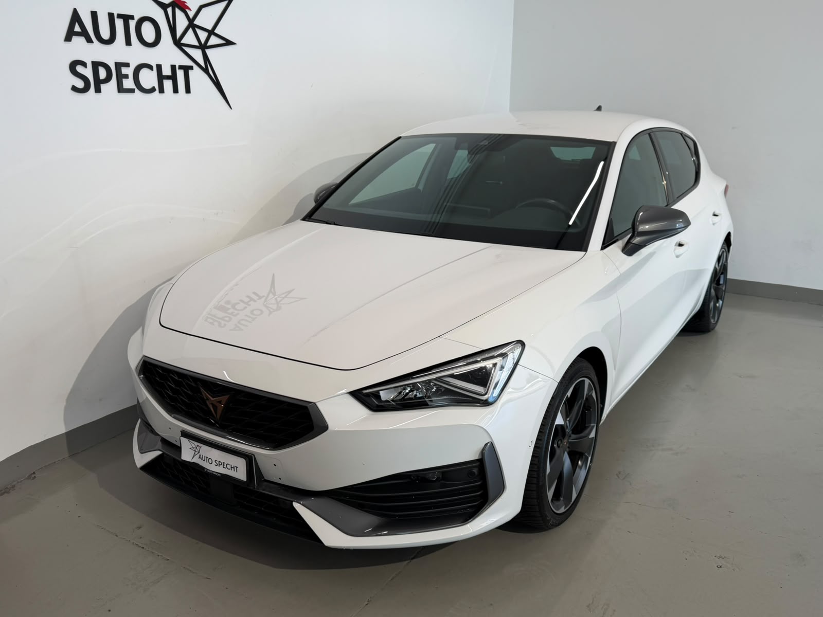 CUPRA LEON VZ 2.0 TSI DSG-image-0