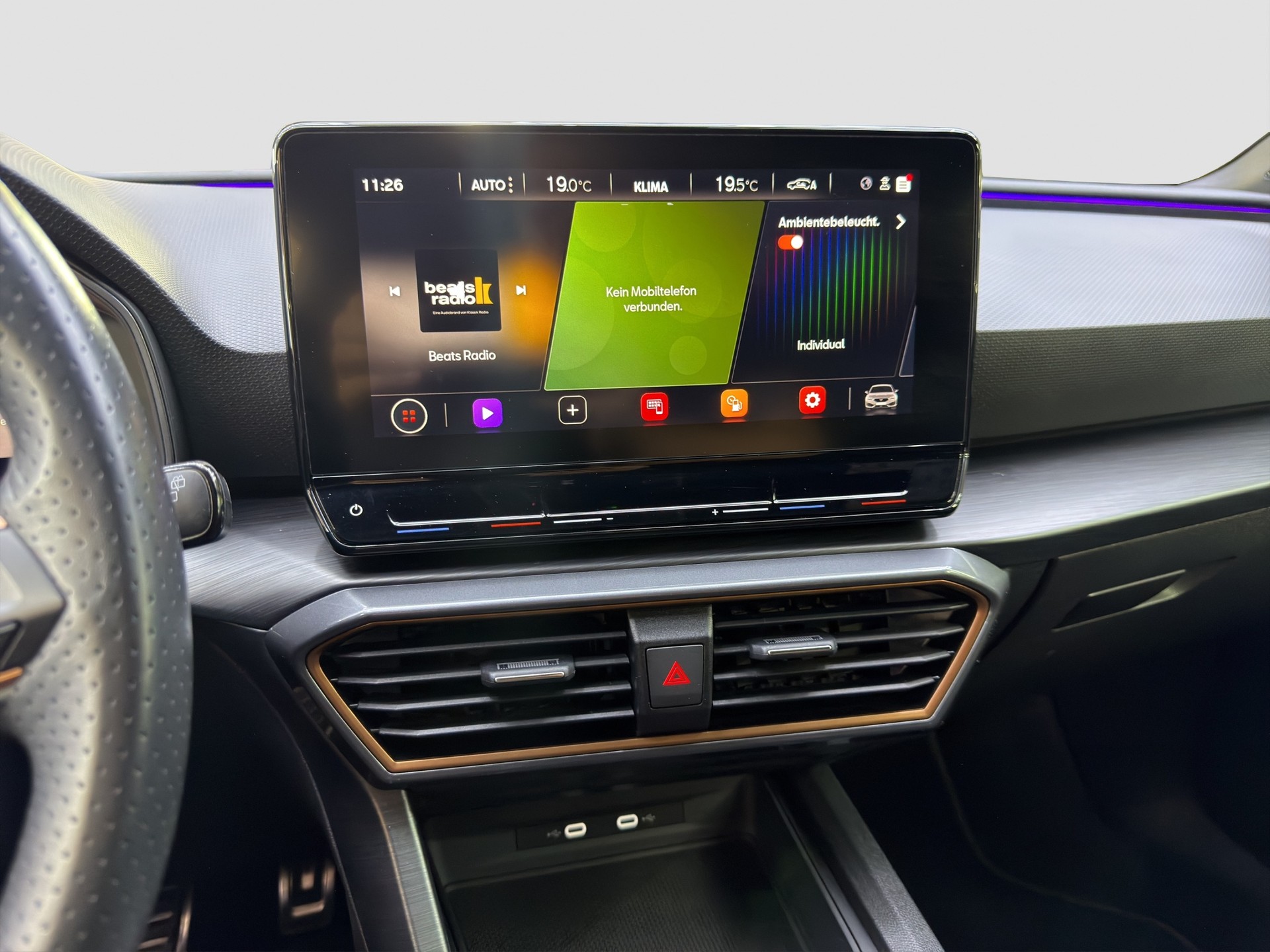 CUPRA LEON VZ 2.0 TSI DSG-image-8