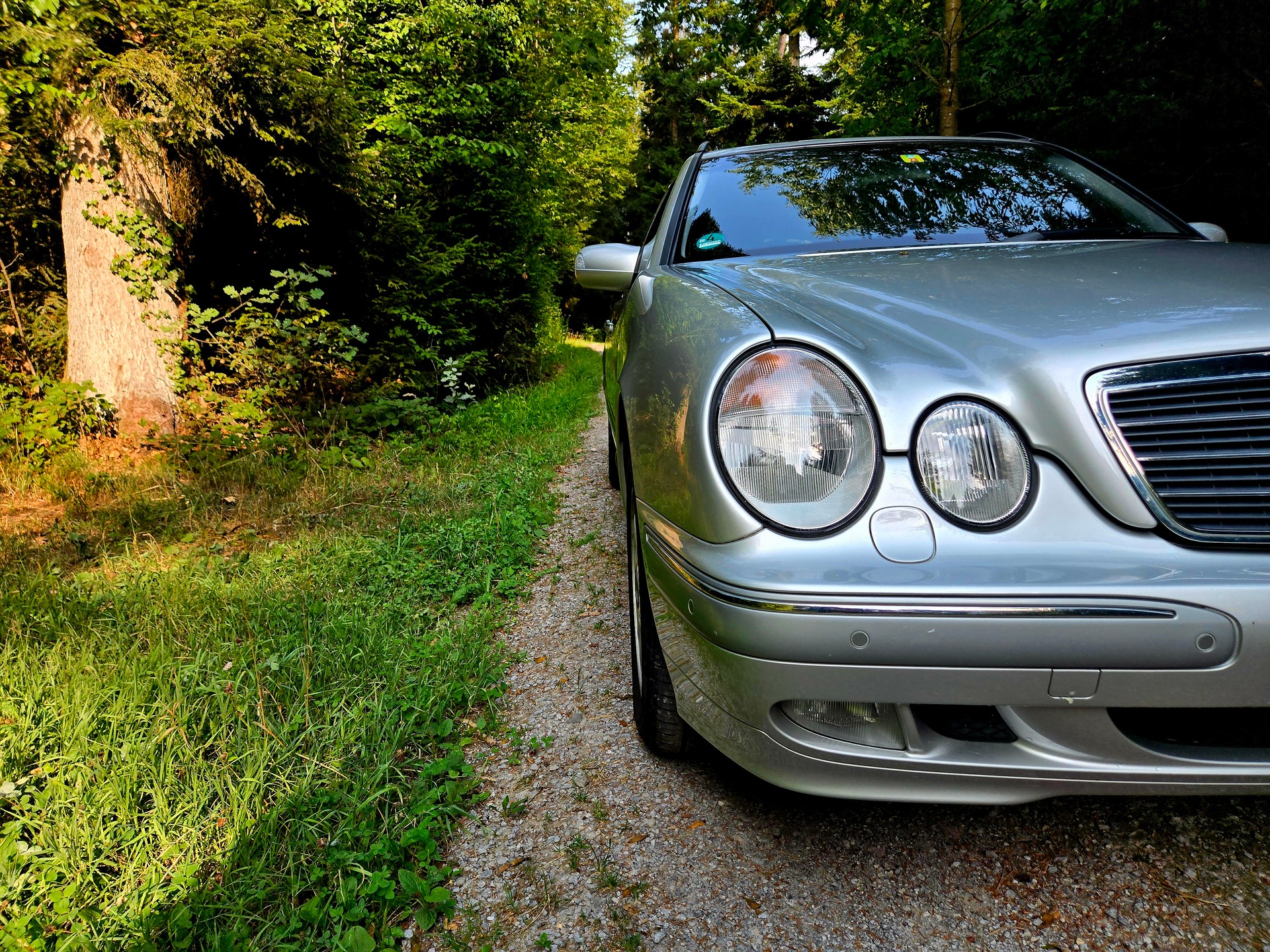 MERCEDES-BENZ E 320 Elégance 4-Matic Automatic-image-1
