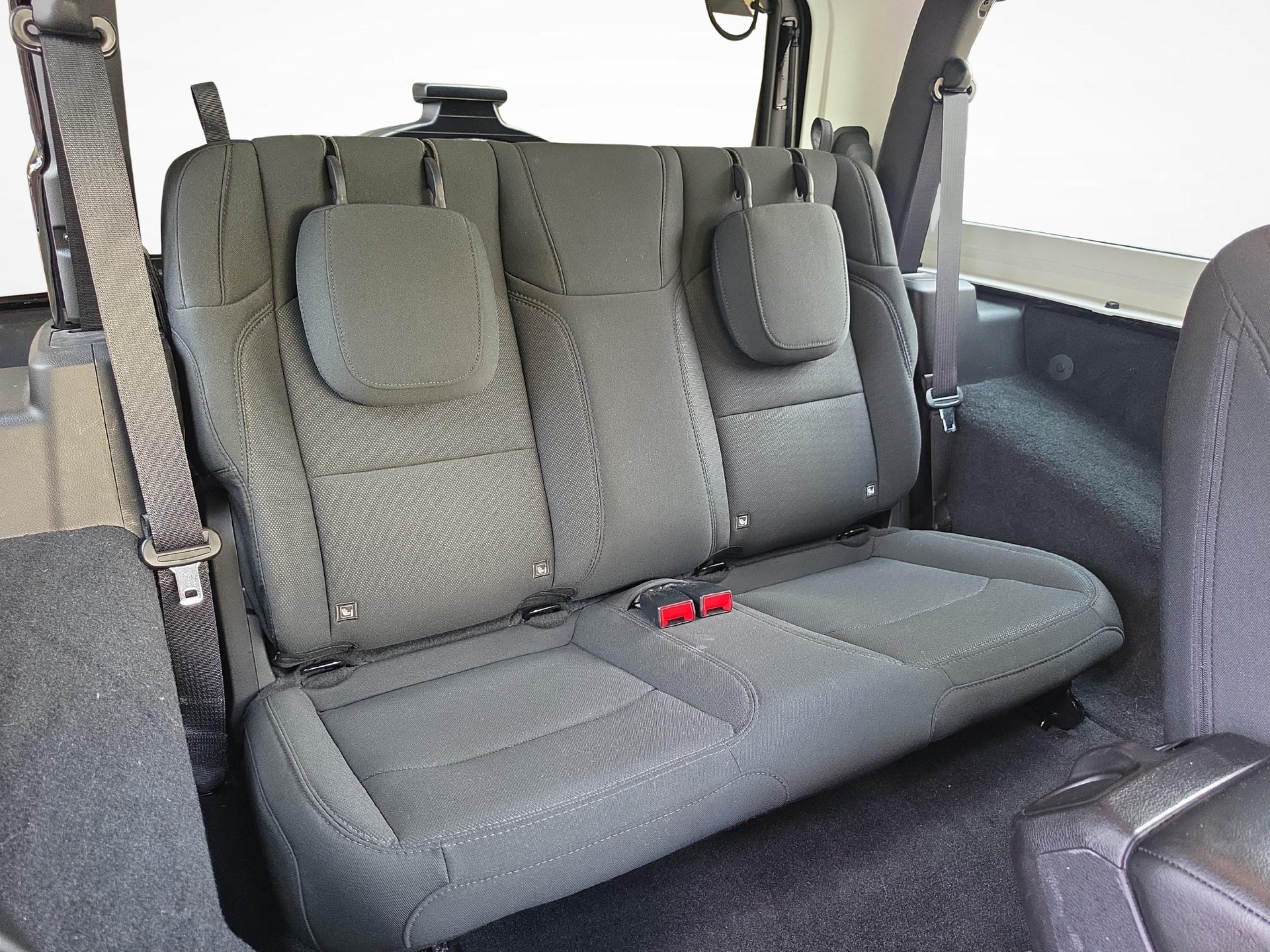 JEEP Wrangler 2.0 Turbo Sport-image-10