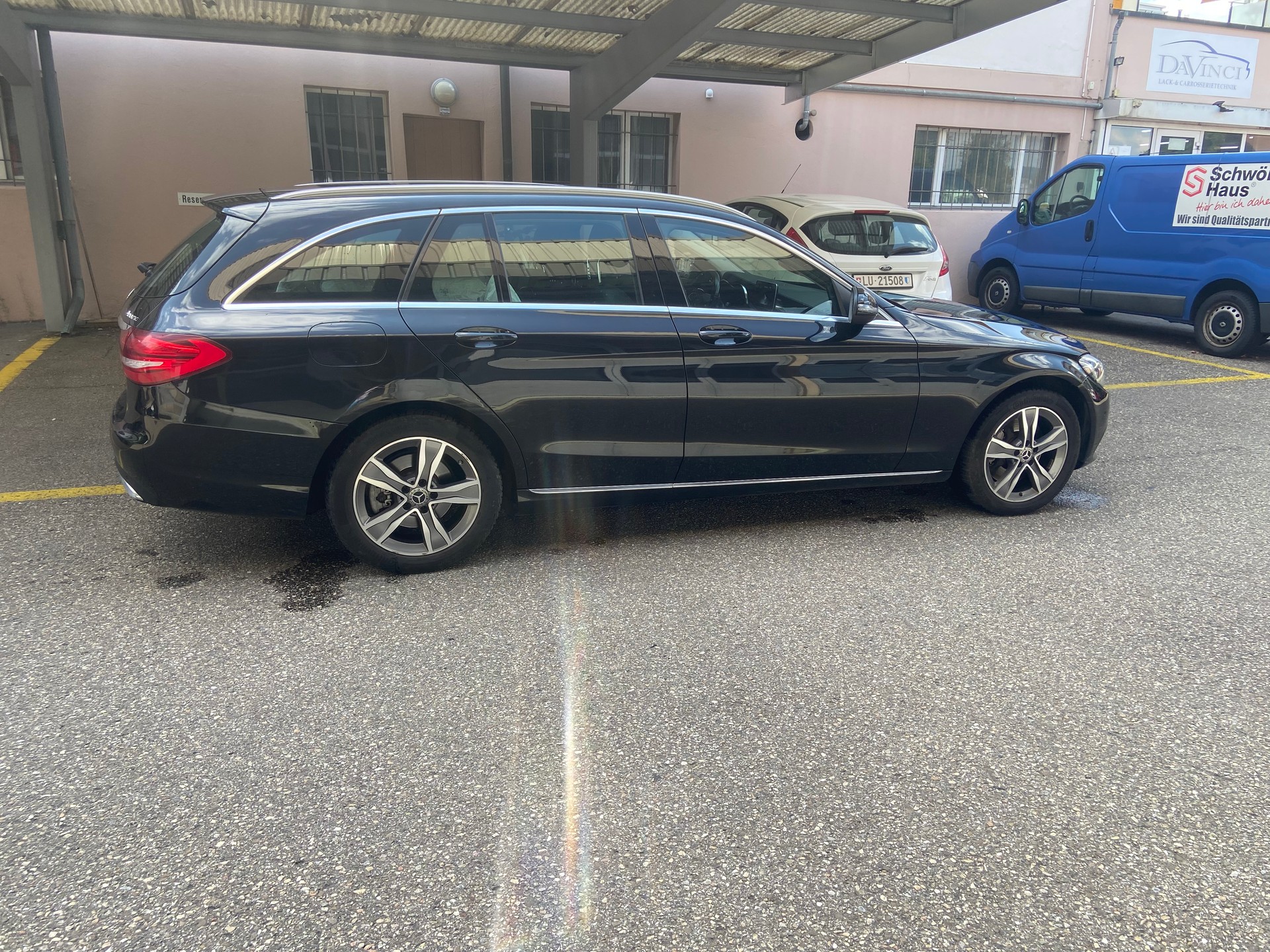 MERCEDES-BENZ C 250 d Swiss Star Exclusive 4Matic 9G-Tronic-image-7