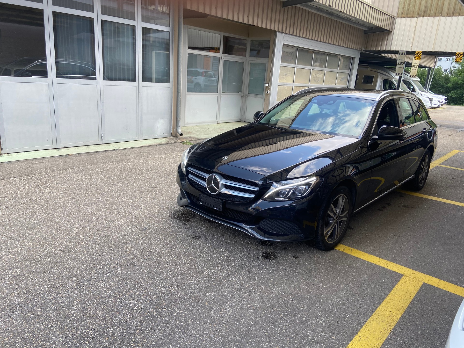 MERCEDES-BENZ C 250 d Swiss Star Exclusive 4Matic 9G-Tronic-image-2